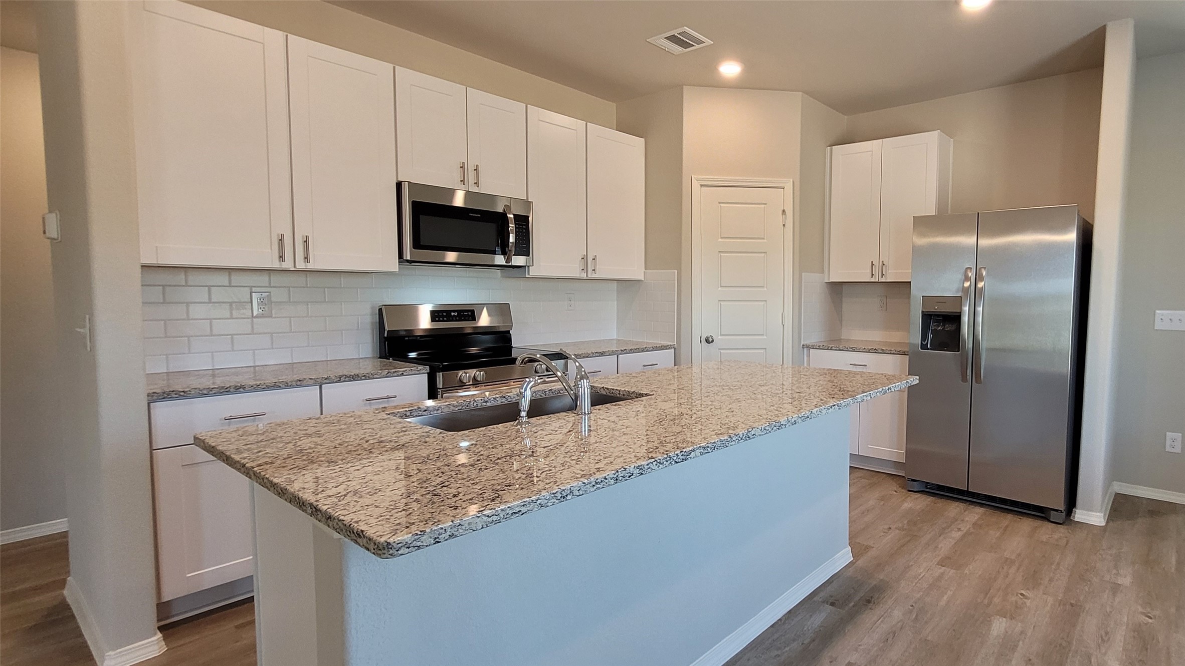 526 Dalloway Street Property Photo 11