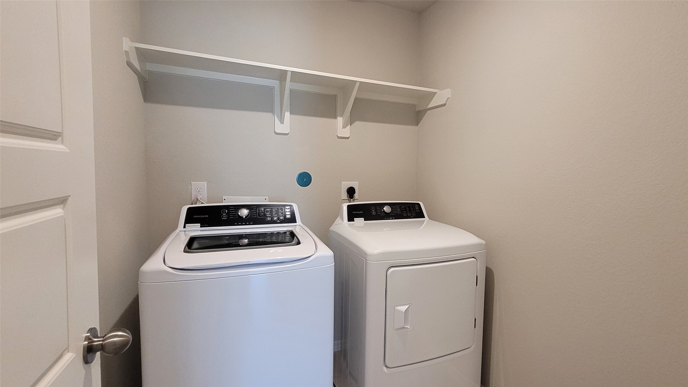 526 Dalloway Street Property Photo 28