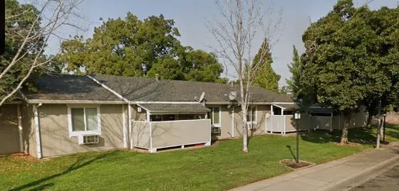 2654 Mcgregor Dr Property Photo 3
