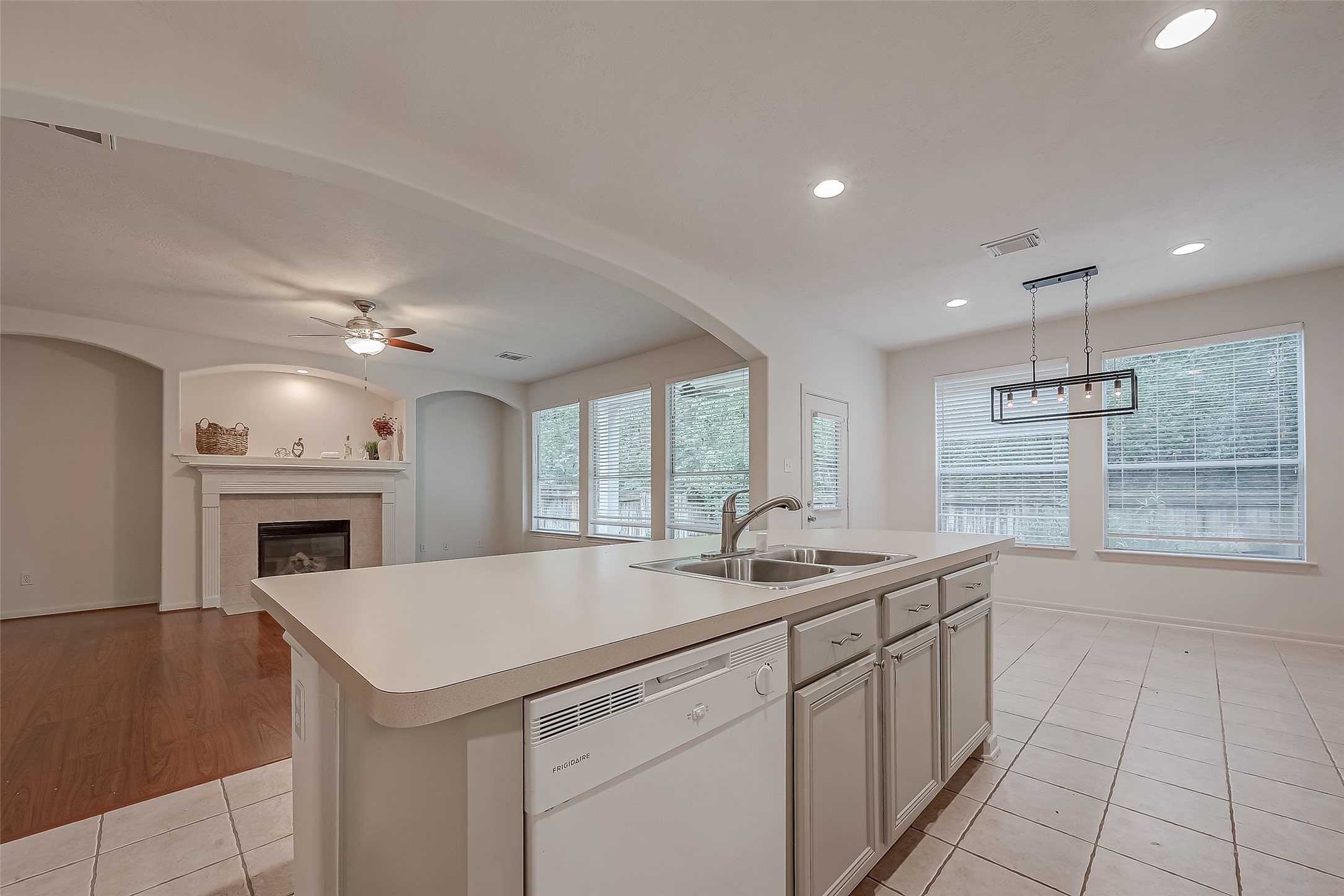 22 Stone Arrow Place Property Photo 10