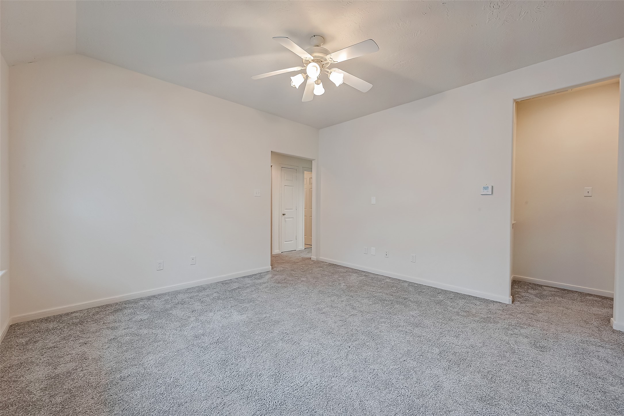 22 Stone Arrow Place Property Photo 17