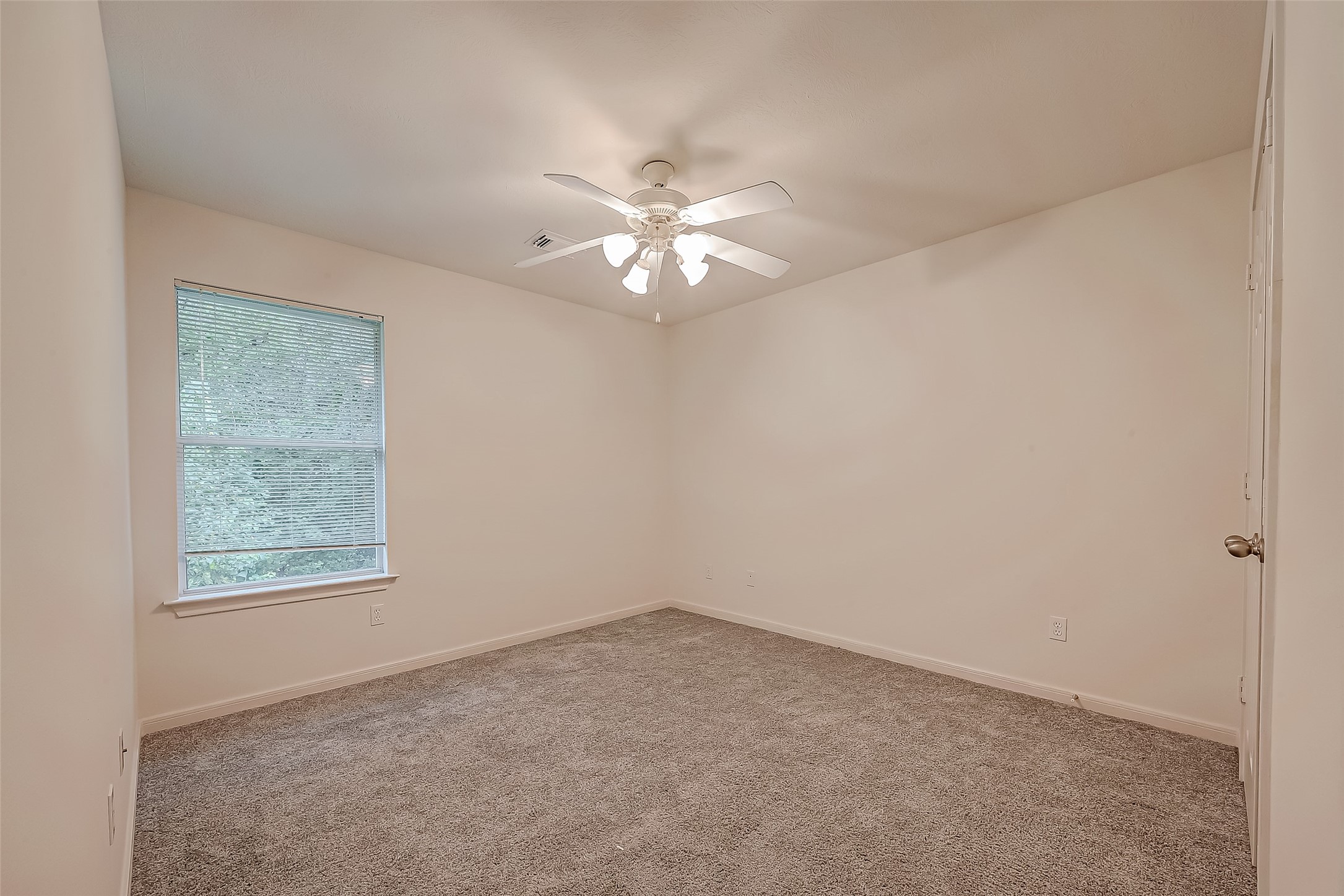 22 Stone Arrow Place Property Photo 26