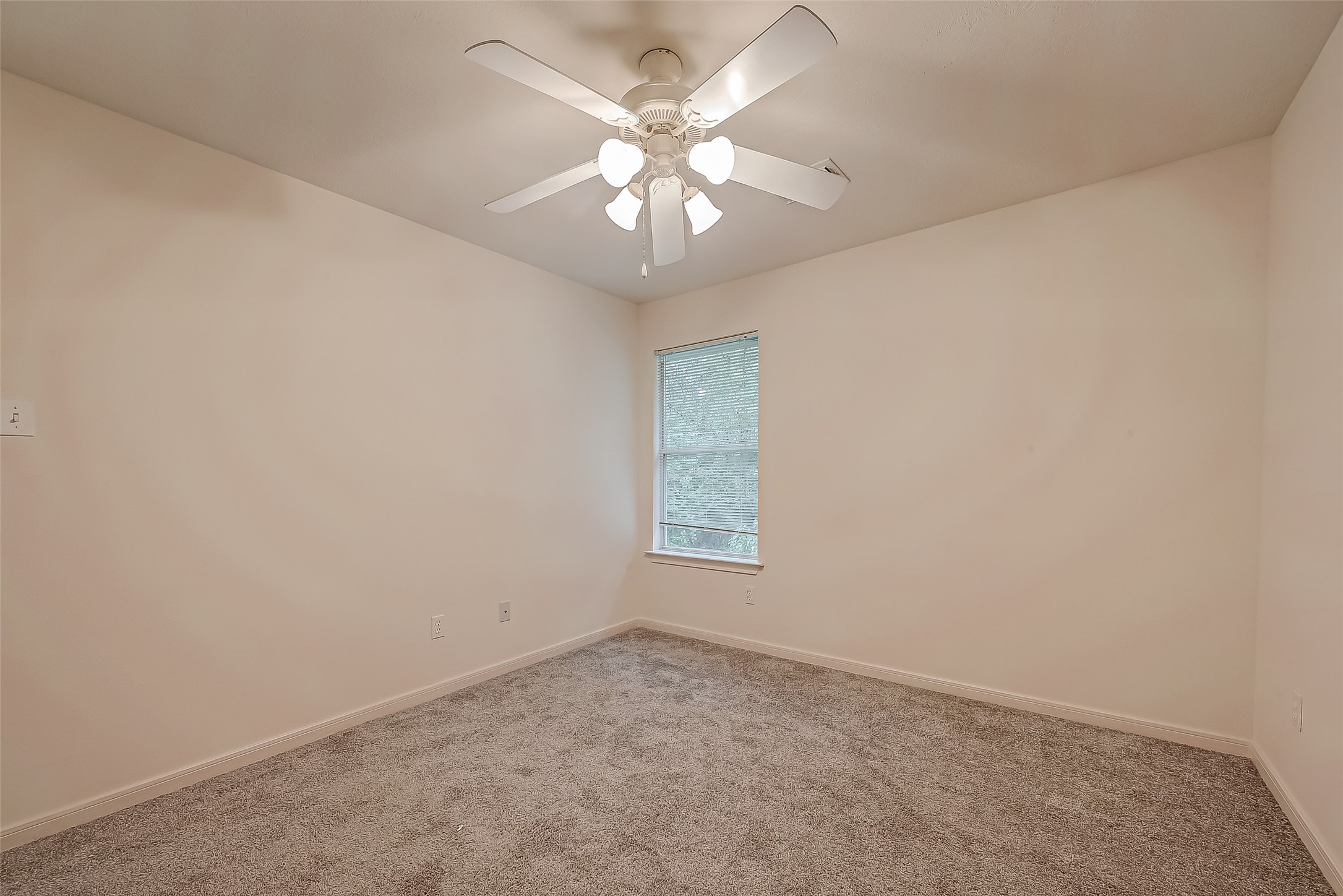 22 Stone Arrow Place Property Photo 27