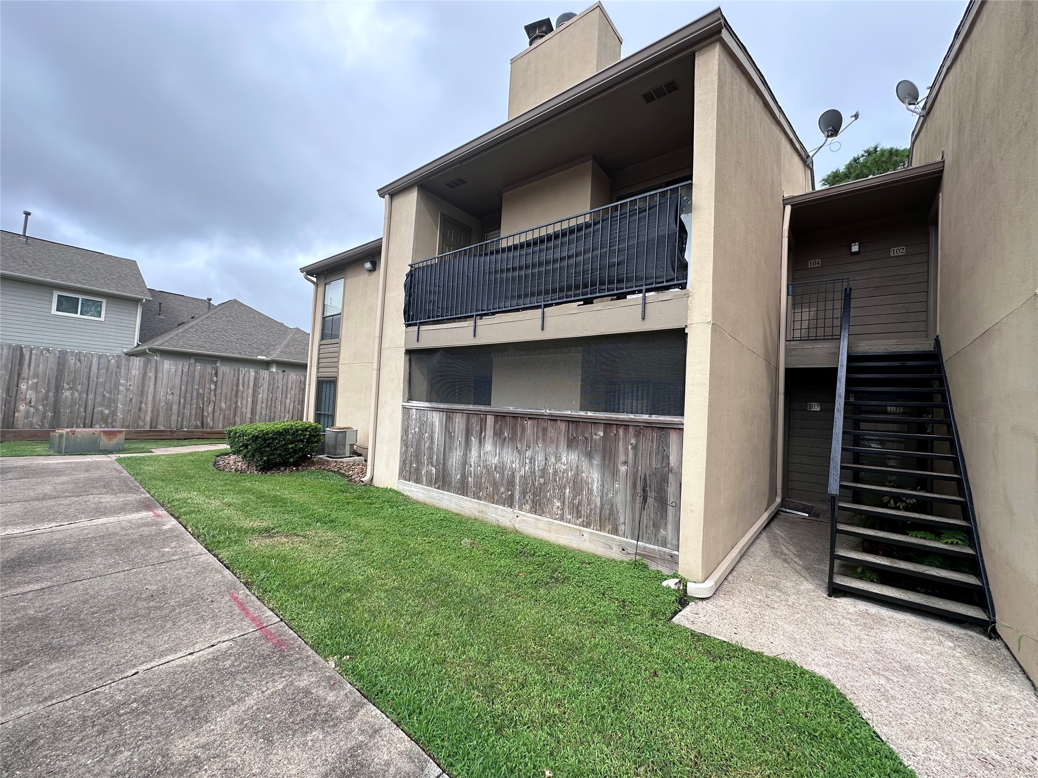 3300 Pebblebrook Drive 104 Property Photo 29