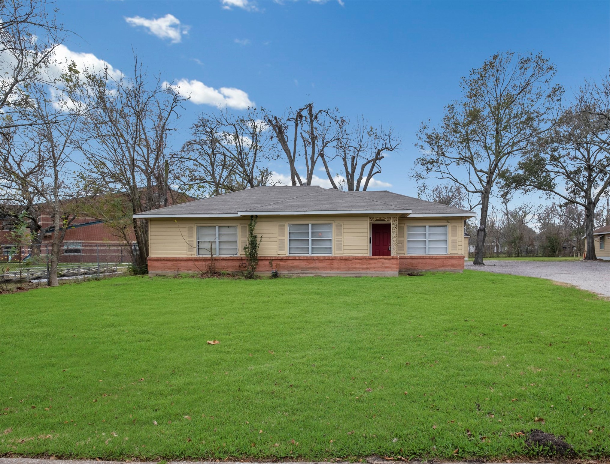 8248 Hartford Street Property Photo 1
