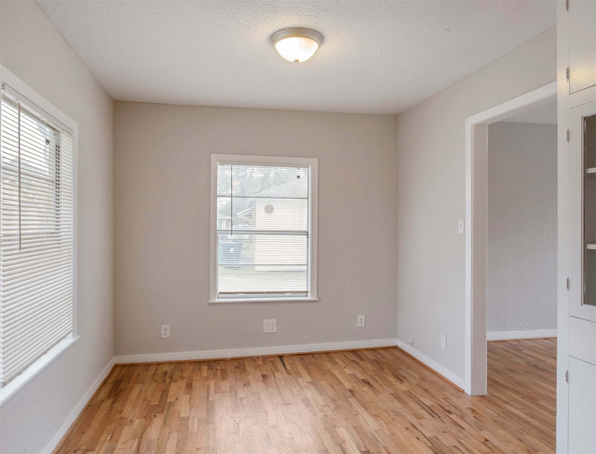 8248 Hartford Street Property Photo 8