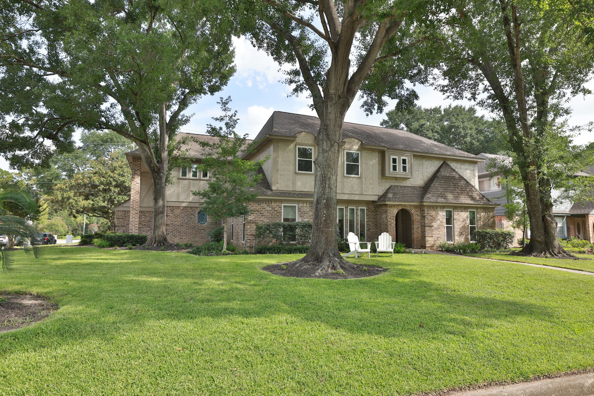 9203 Godstone Lane Property Photo 1