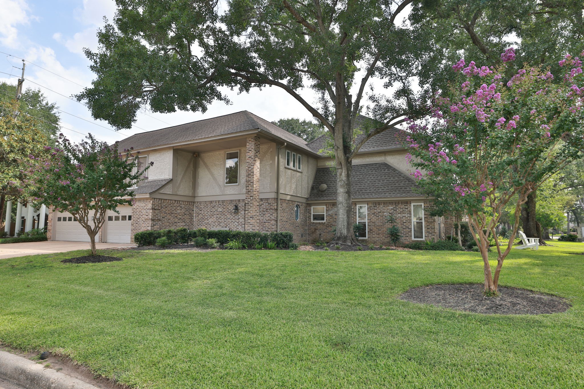 9203 Godstone Lane Property Photo 3
