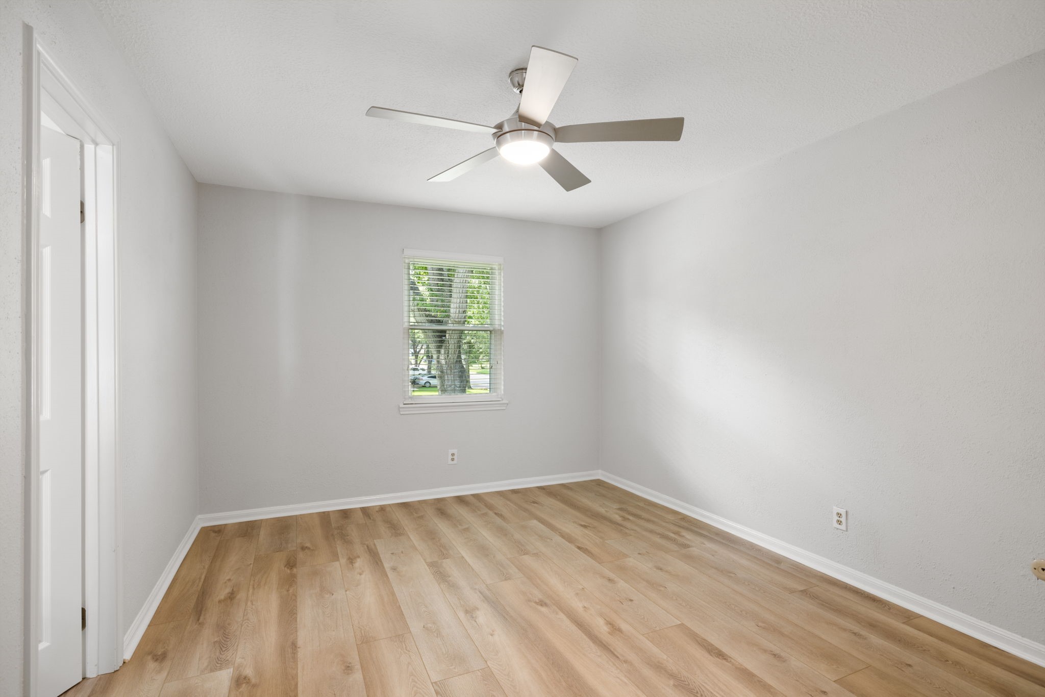 9203 Godstone Lane Property Photo 33