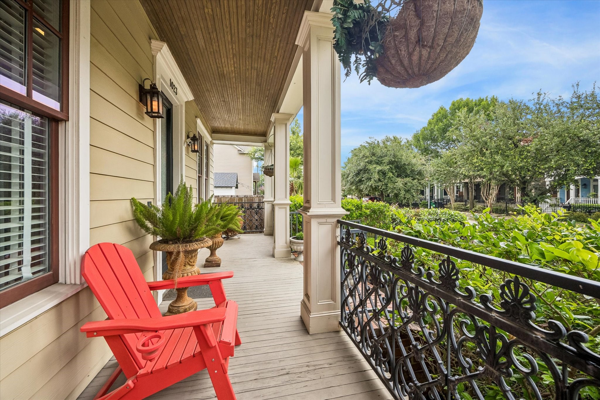 1023 Nicholson Street Property Photo 4
