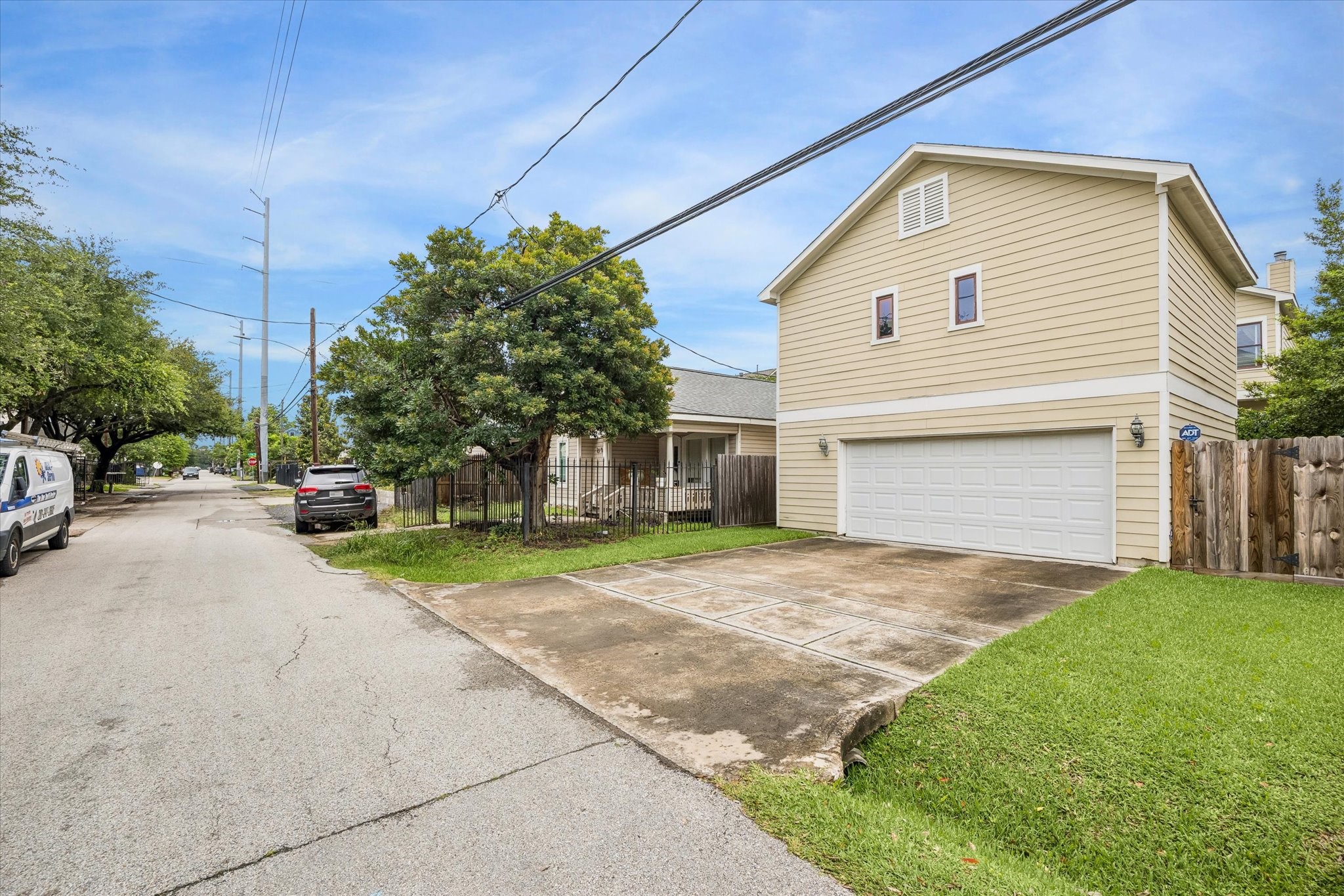 1023 Nicholson Street Property Photo 26