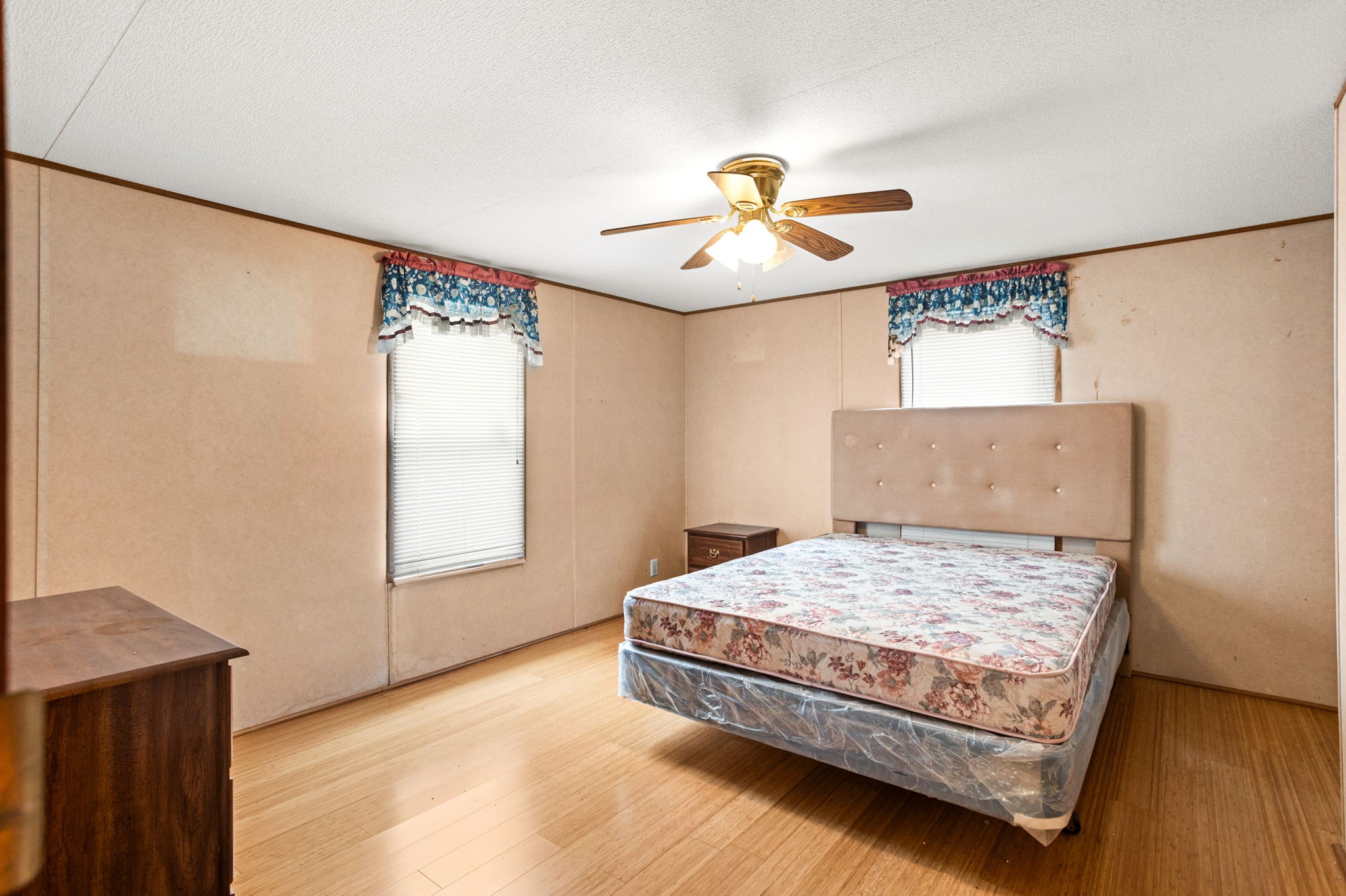 7075 Whartons Dock Road Property Photo 7