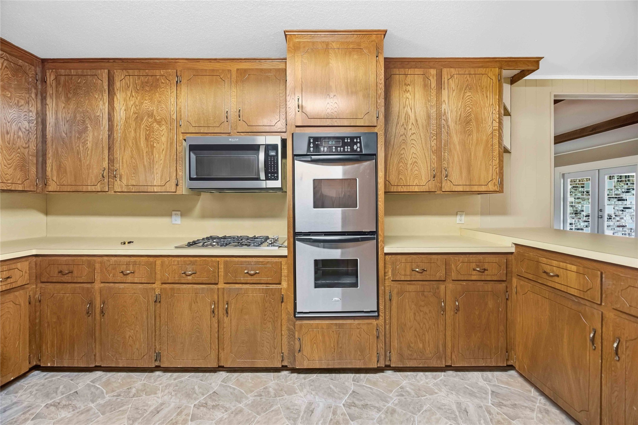 1218 S Booth Lane Property Photo 10