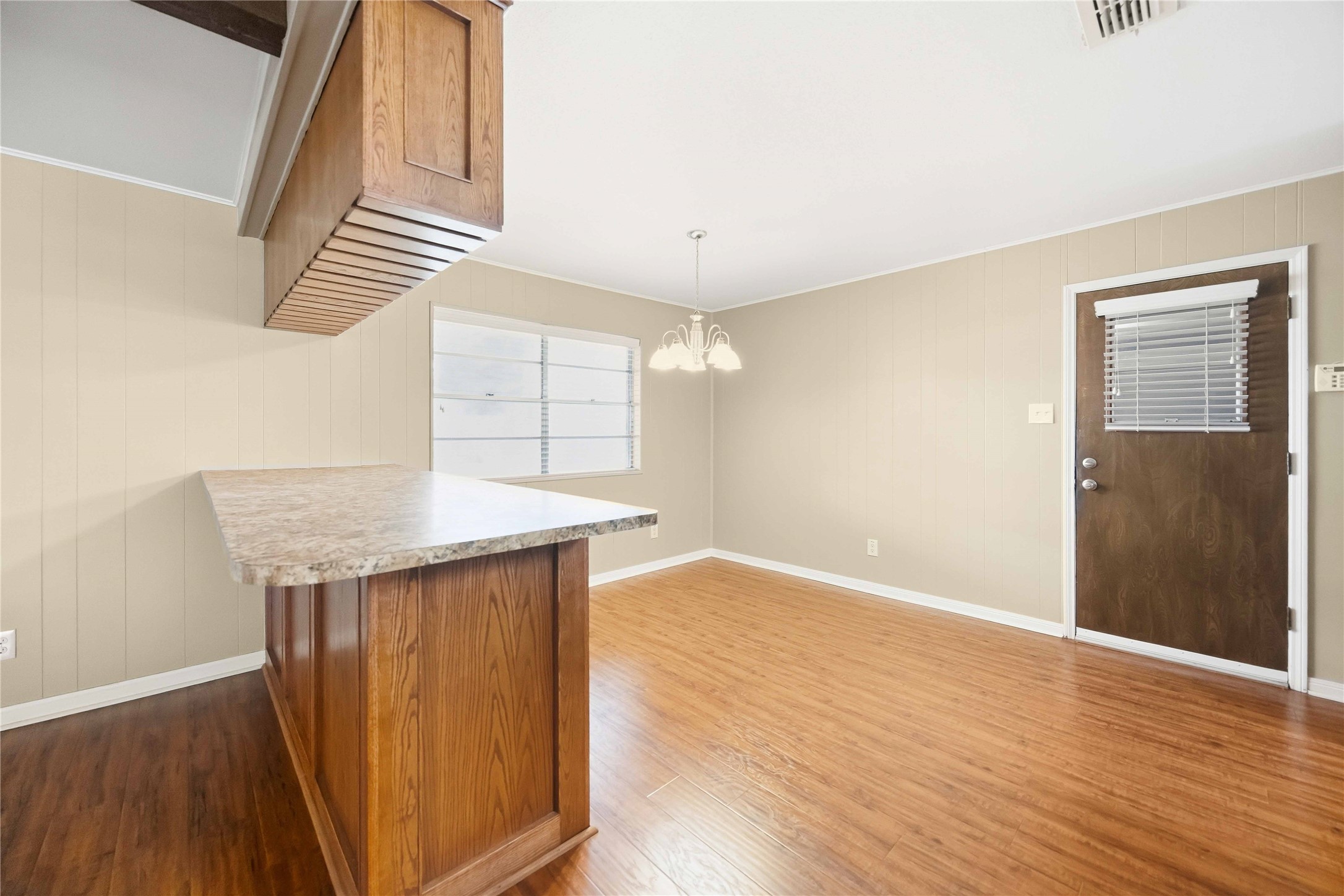 1218 S Booth Lane Property Photo 11
