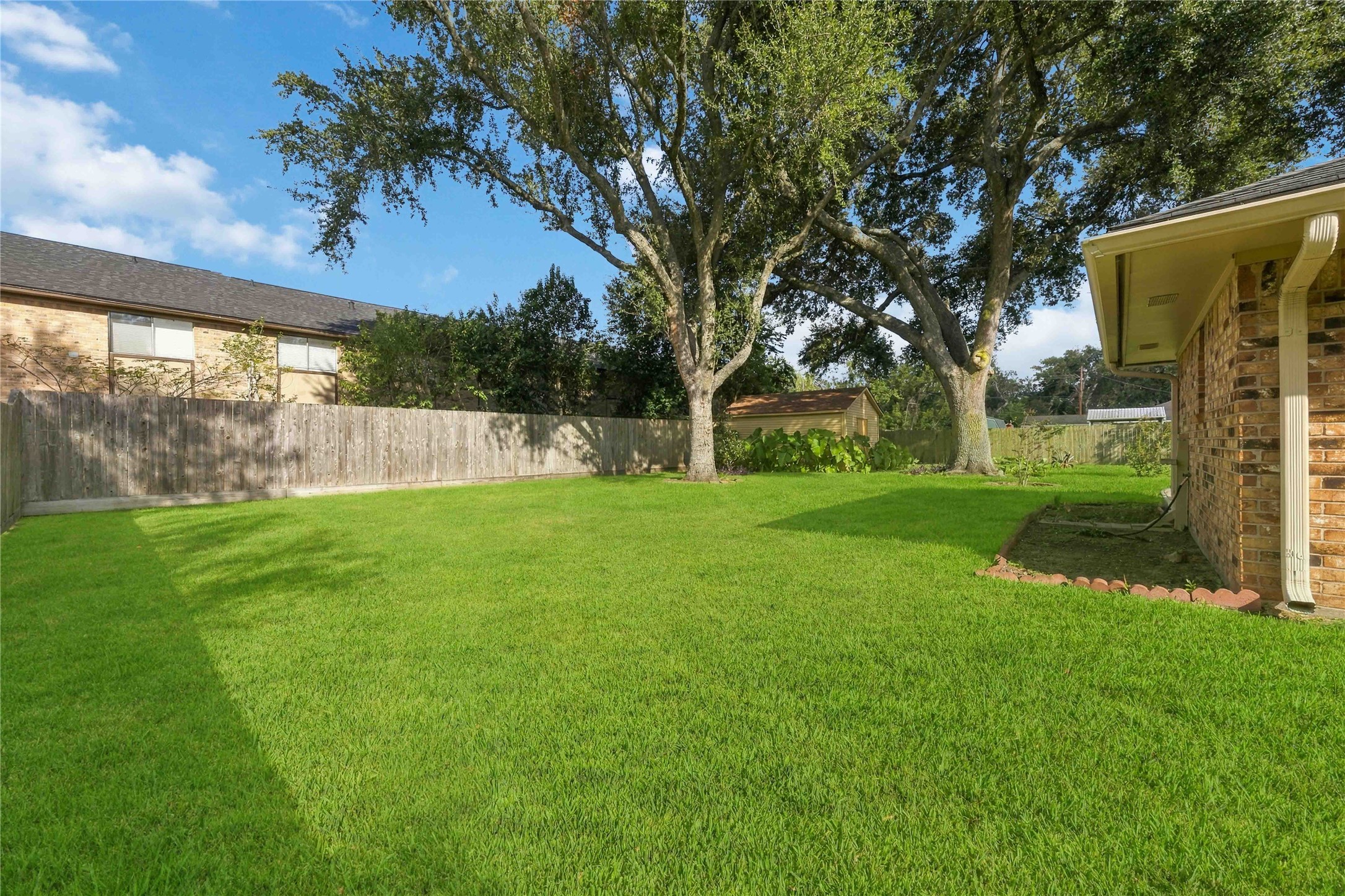 1218 S Booth Lane Property Photo 23