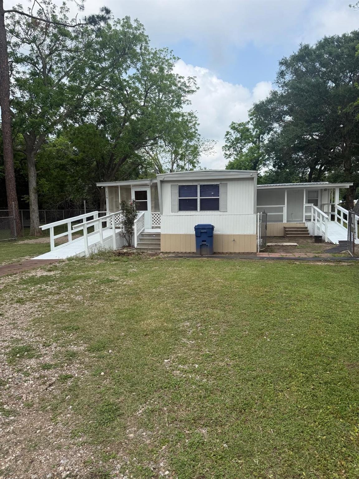 116 Avenue C, Brazoria Tx 77422 Property Photo 1