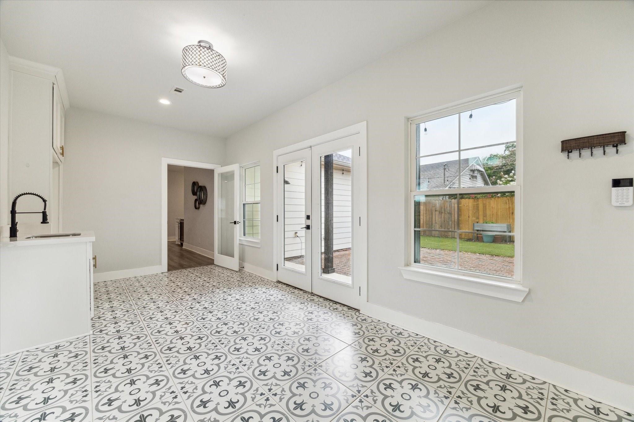 1731 Cheshire Lane Property Photo 27