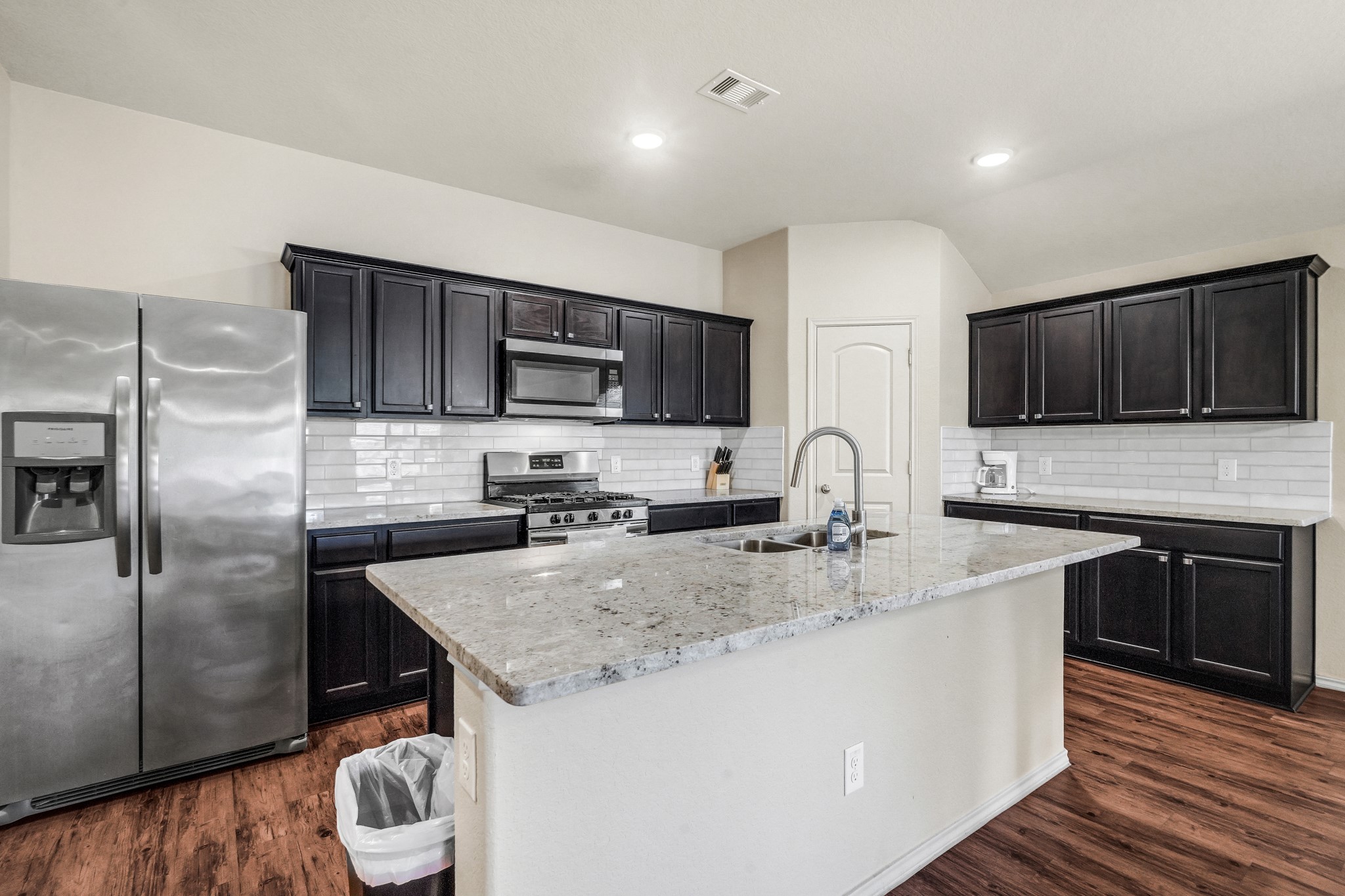 1345 Lariat Ridge Trail Property Photo 11
