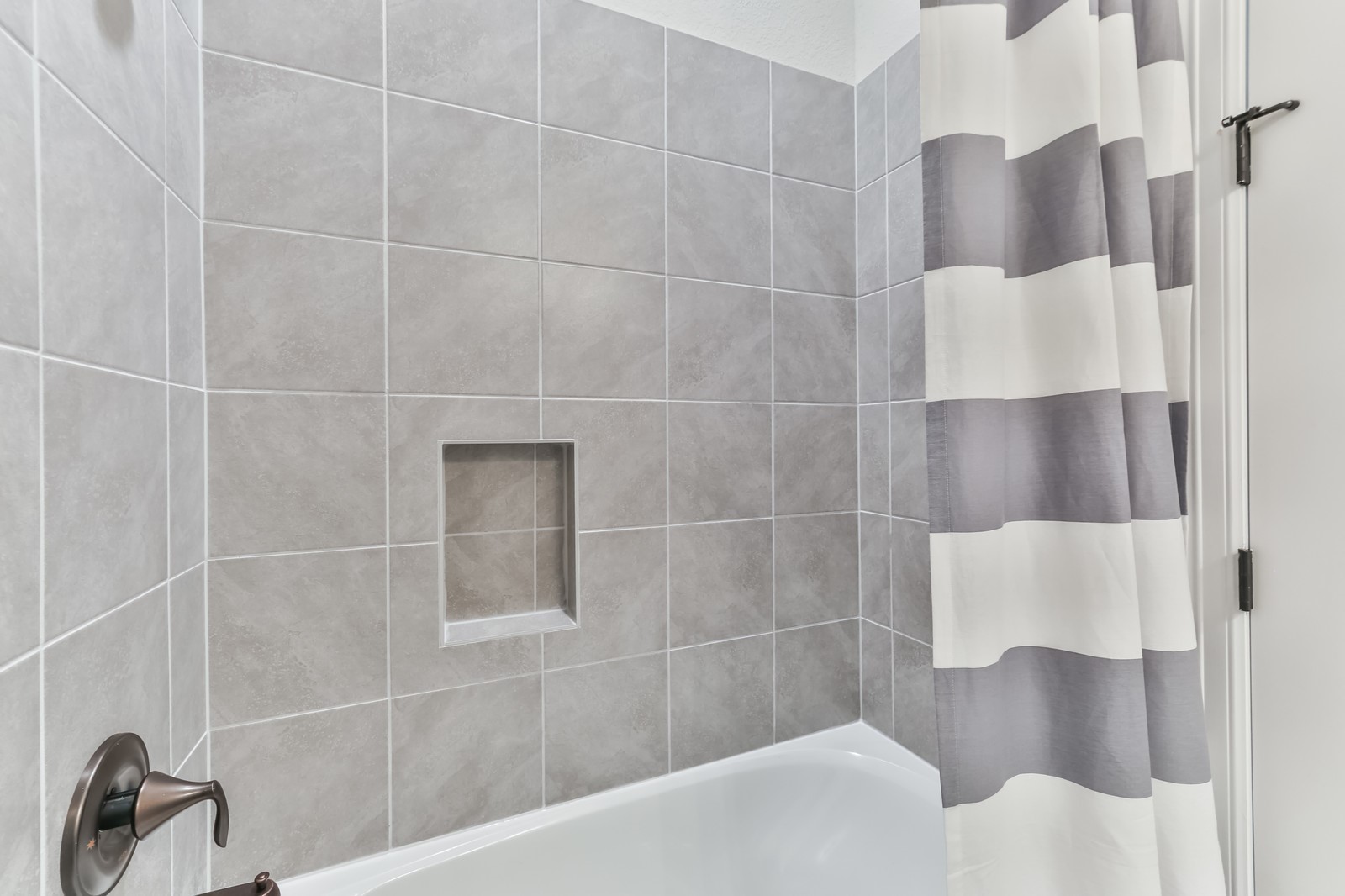 730 Imperial Boulevard Property Photo 32