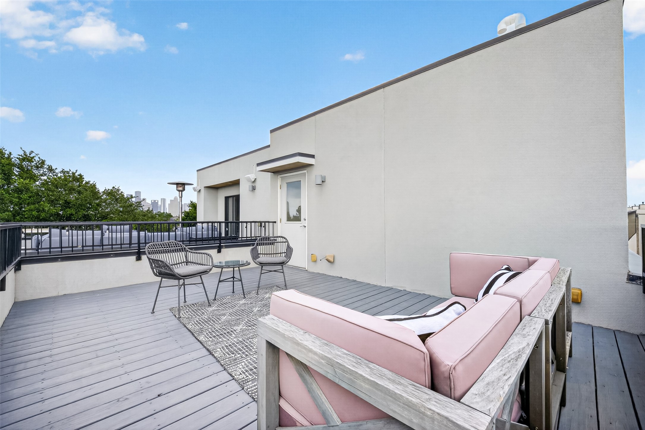 1613 Vermont Street B Property Photo 27