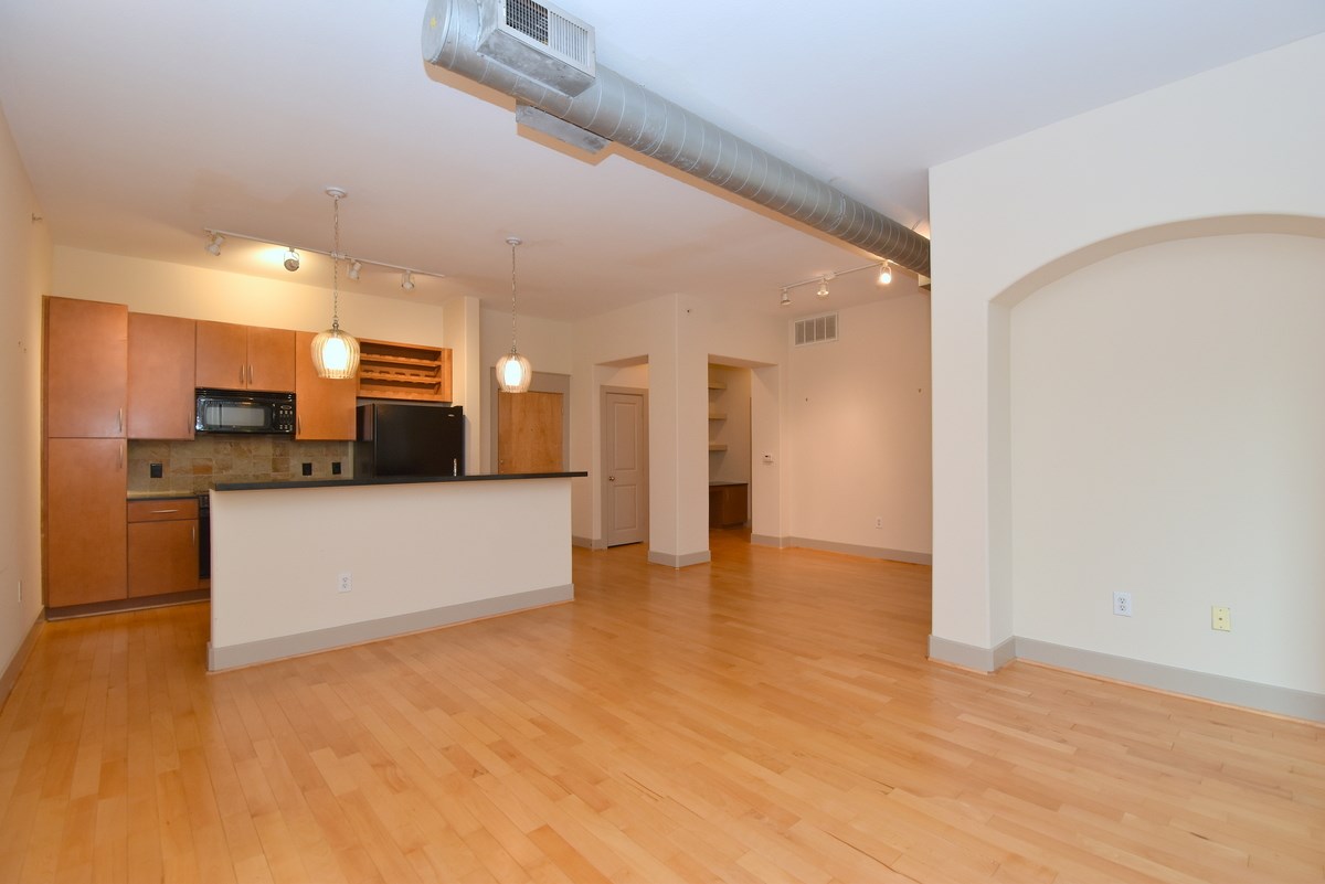 1901 Post Oak Boulevard 4603 Property Photo 2