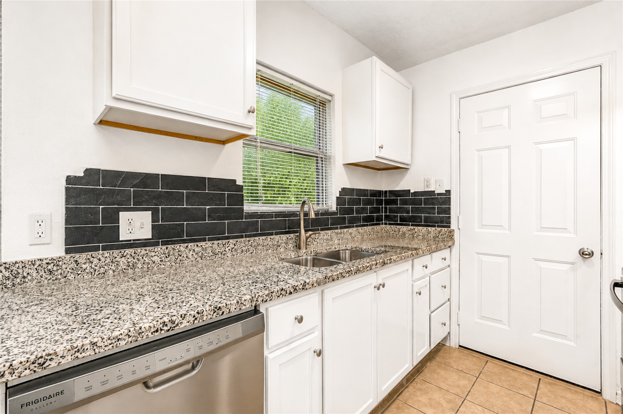 1206 Gary Avenue Property Photo 11