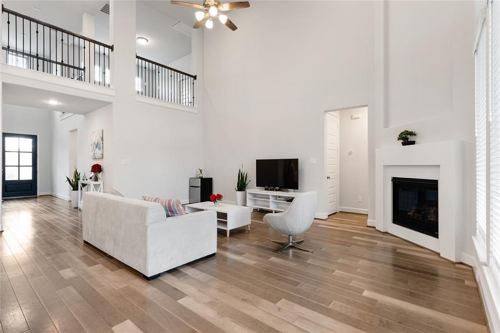 28926 Creekside Bend Drive Property Photo 14