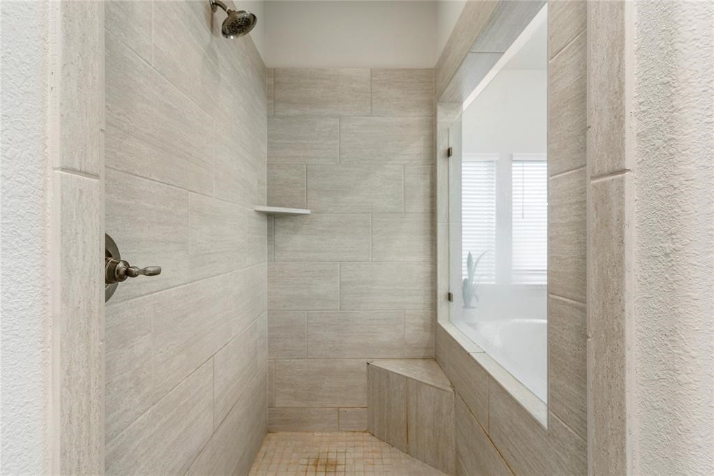28926 Creekside Bend Drive Property Photo 24