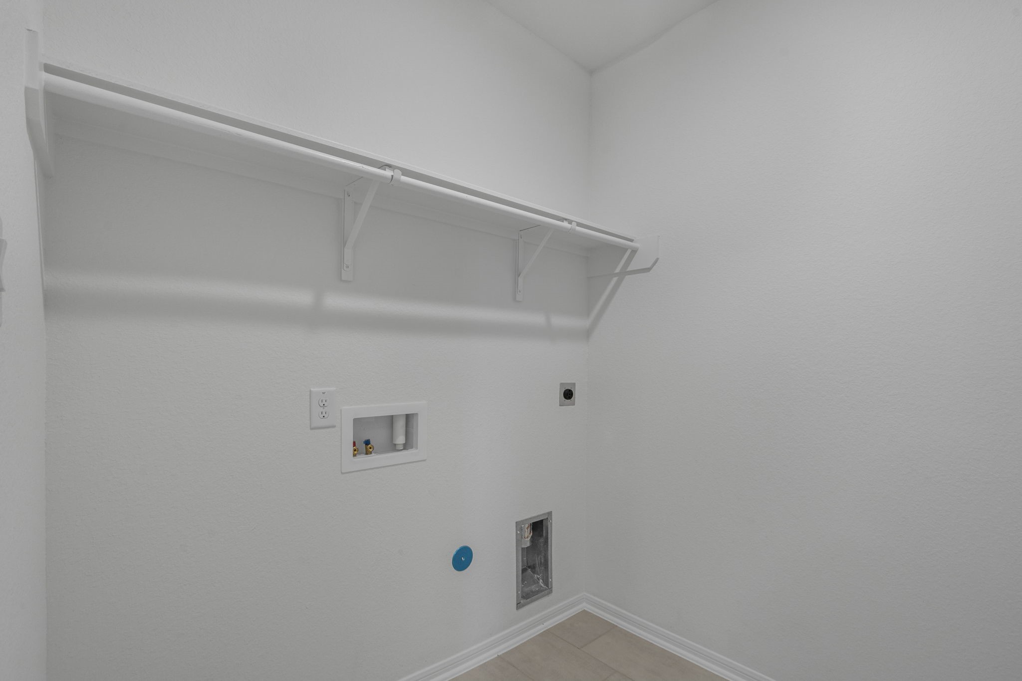 25514 West Blackwater Creek Trail Property Photo 6