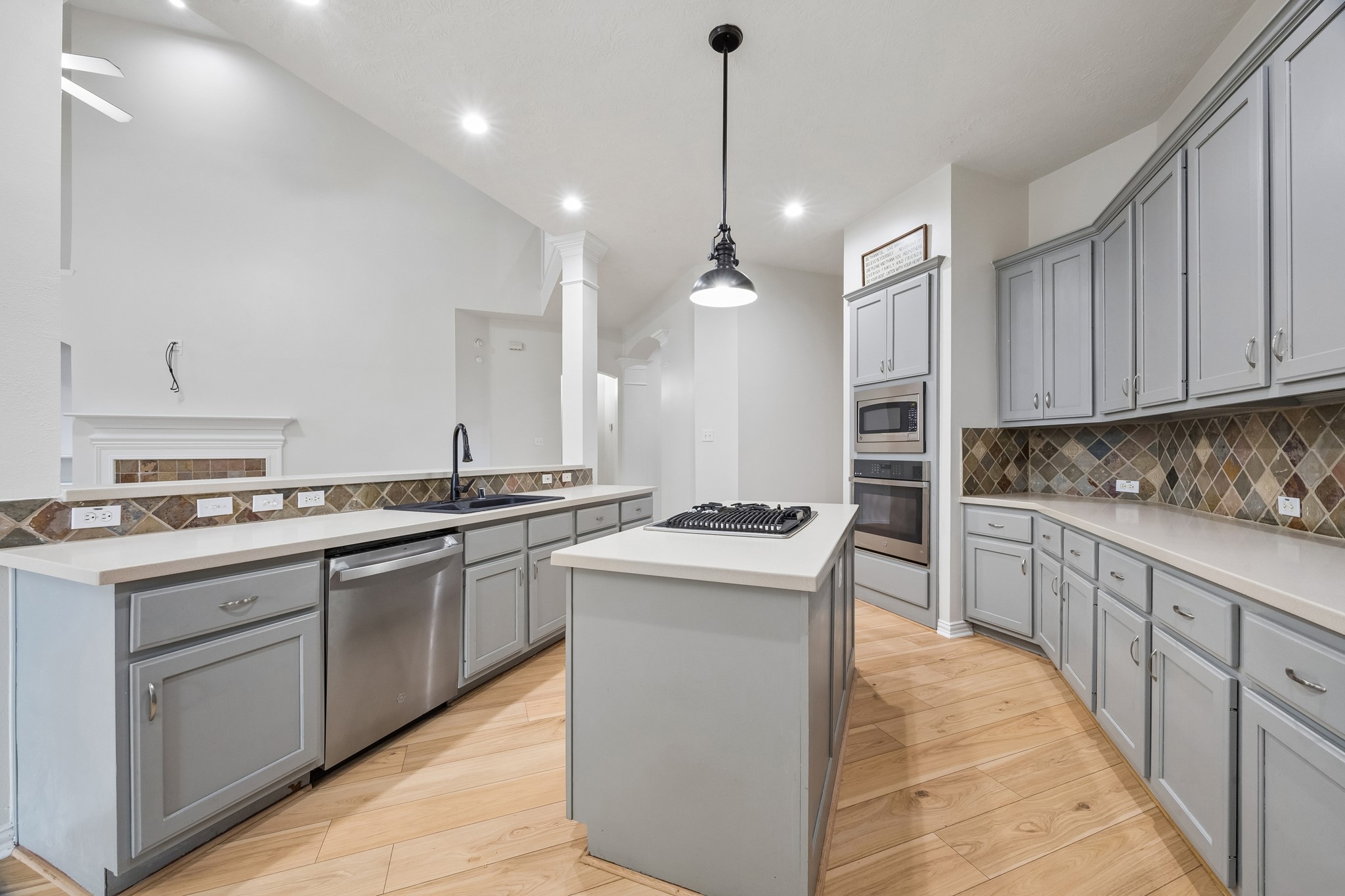 9003 S Fitzgerald Way Property Photo 8