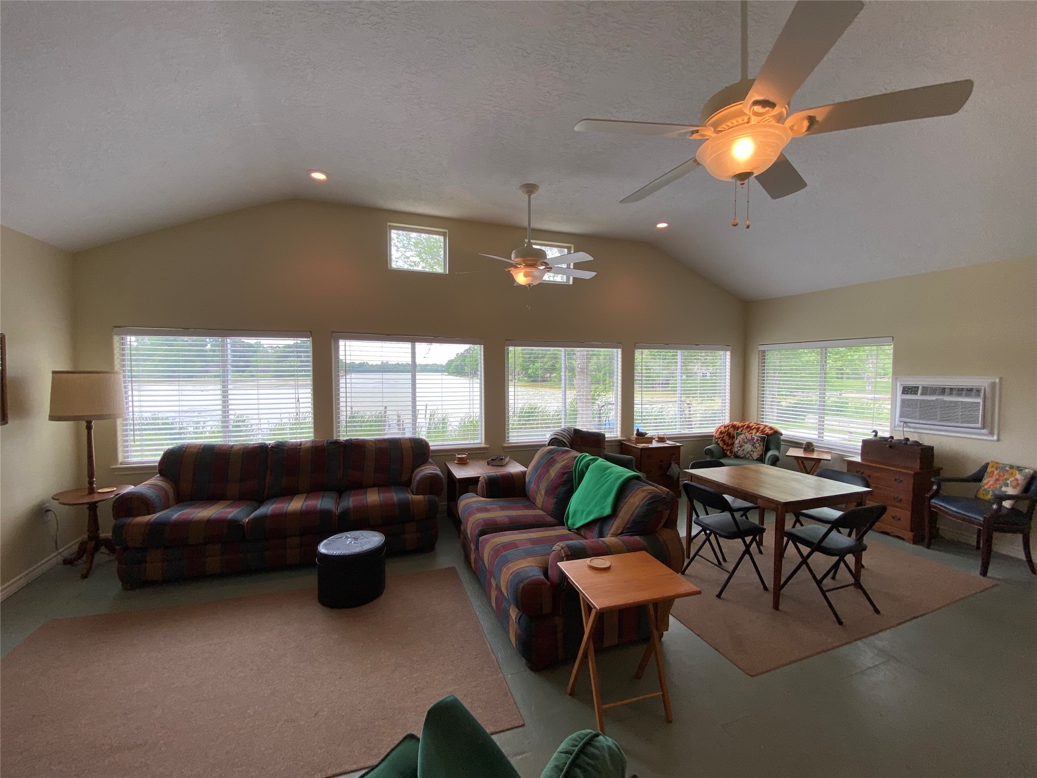 85 County Road 1333 Property Photo 3