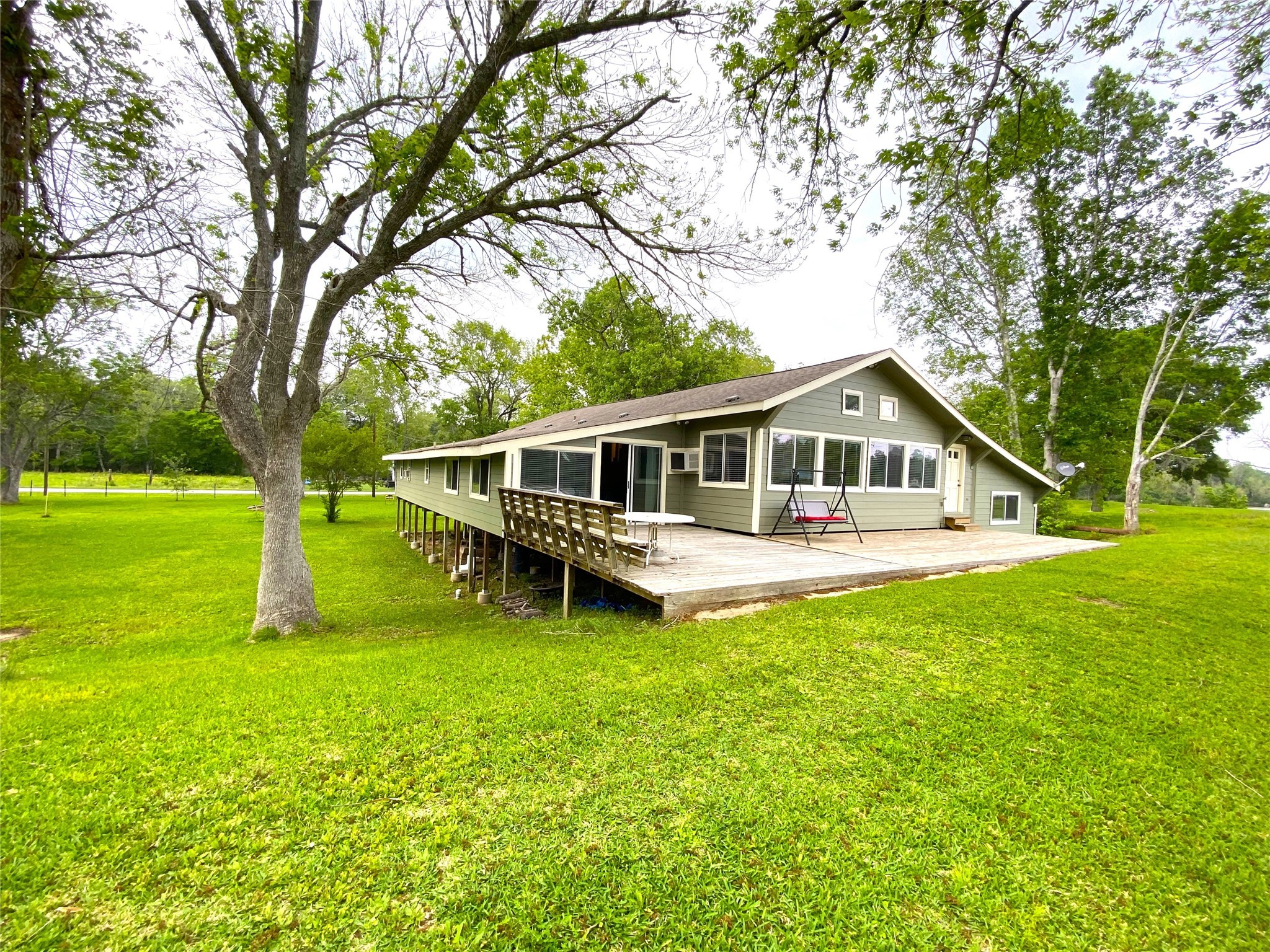 85 County Road 1333 Property Photo 32