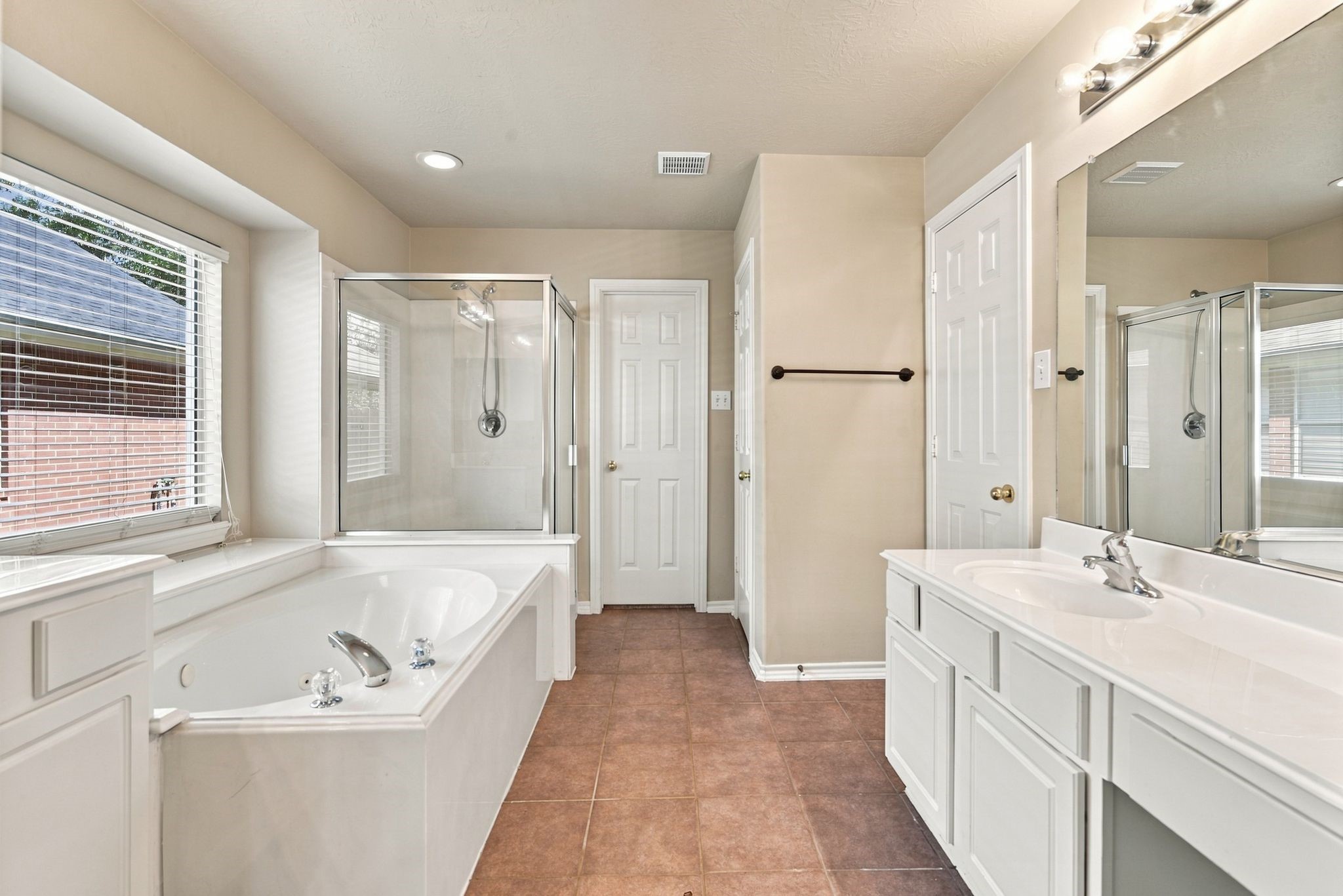 18507 Half Moon Trail Property Photo 20