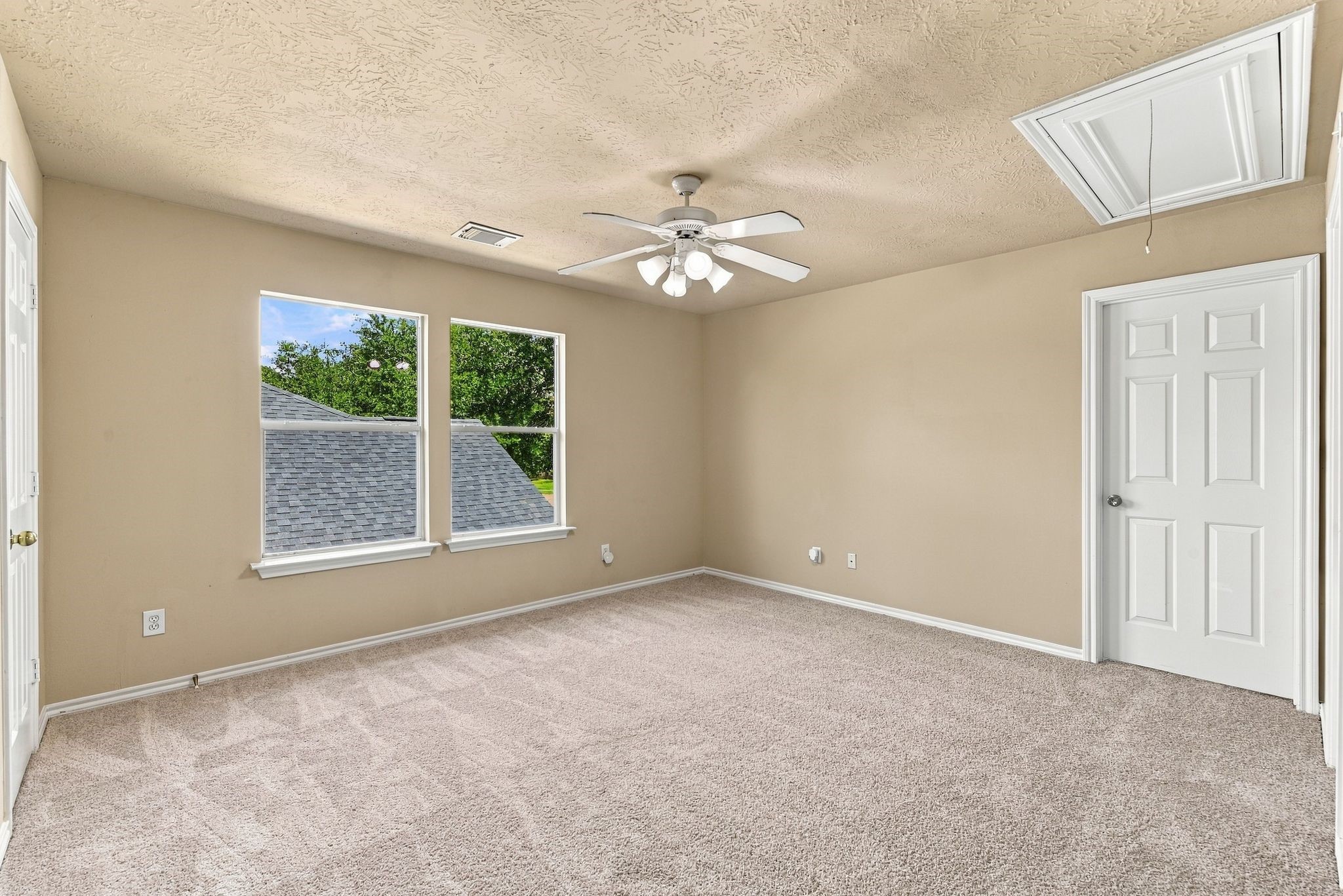 18507 Half Moon Trail Property Photo 26