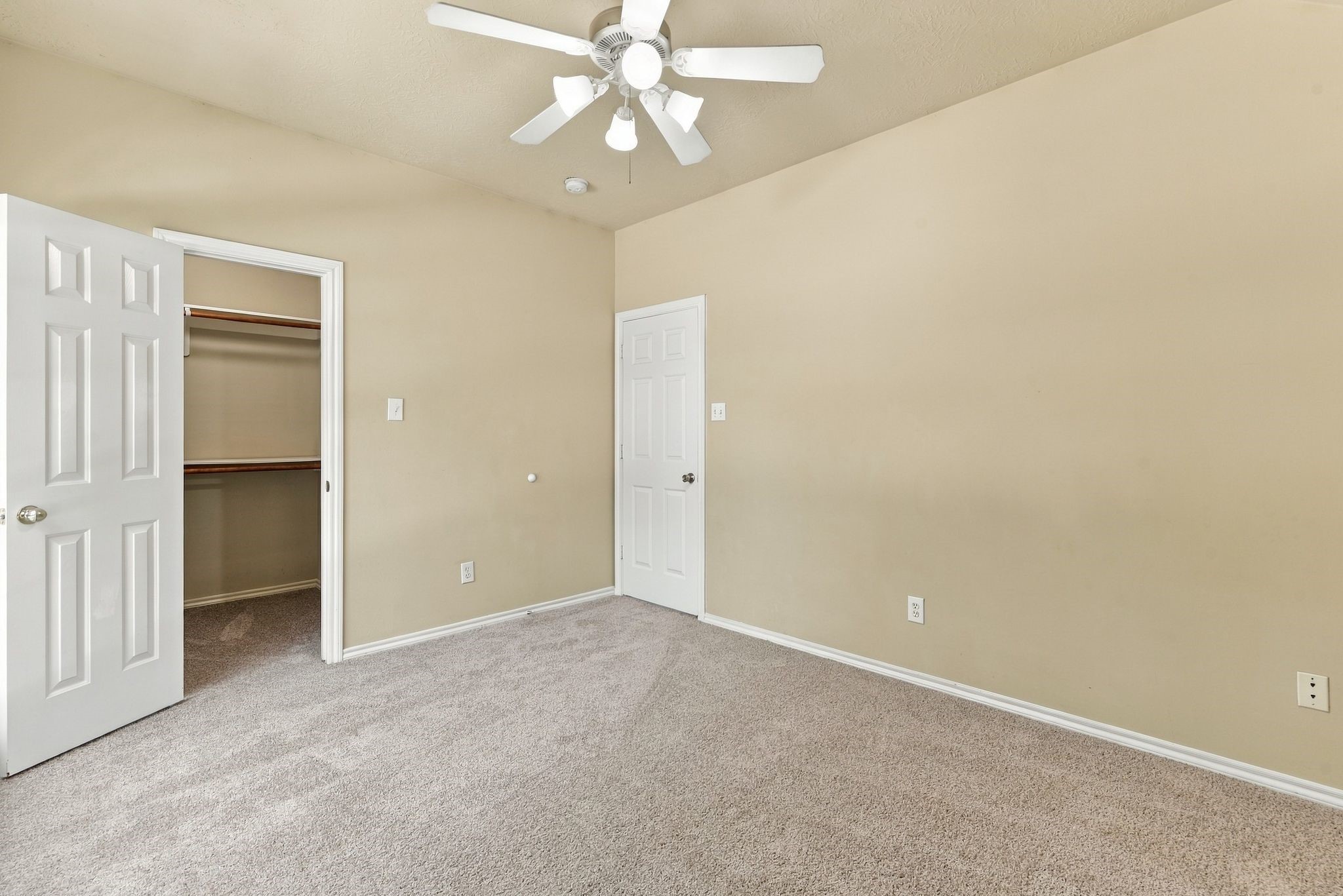 18507 Half Moon Trail Property Photo 30