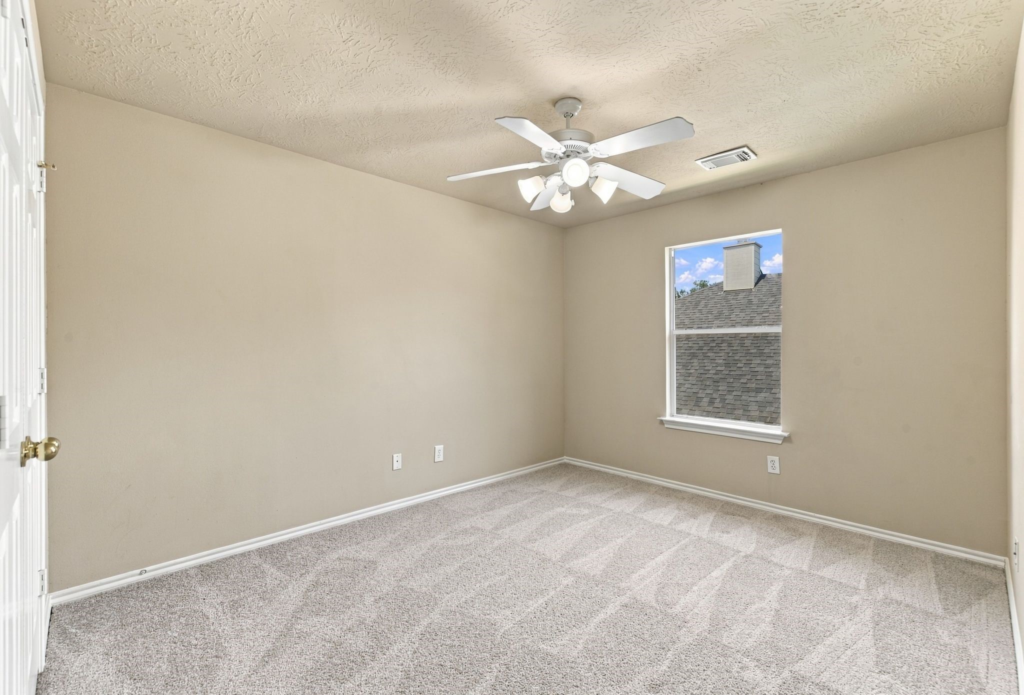 18507 Half Moon Trail Property Photo 31