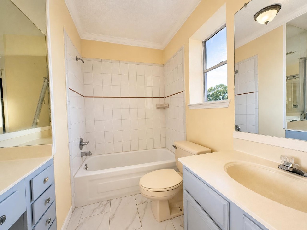 12300 Brookglade Circle 74 Property Photo 11