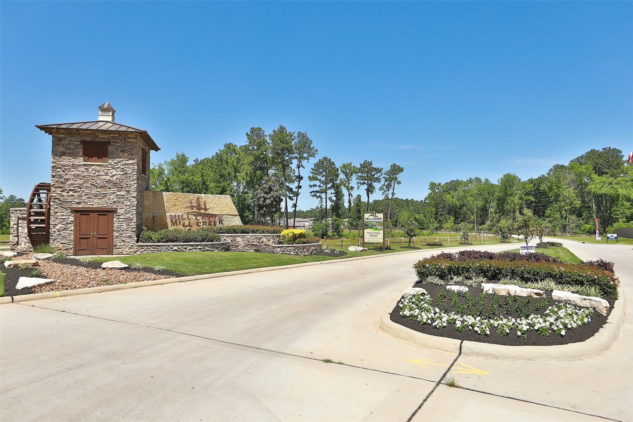 40430 Red Poppy Lane Property Photo 2