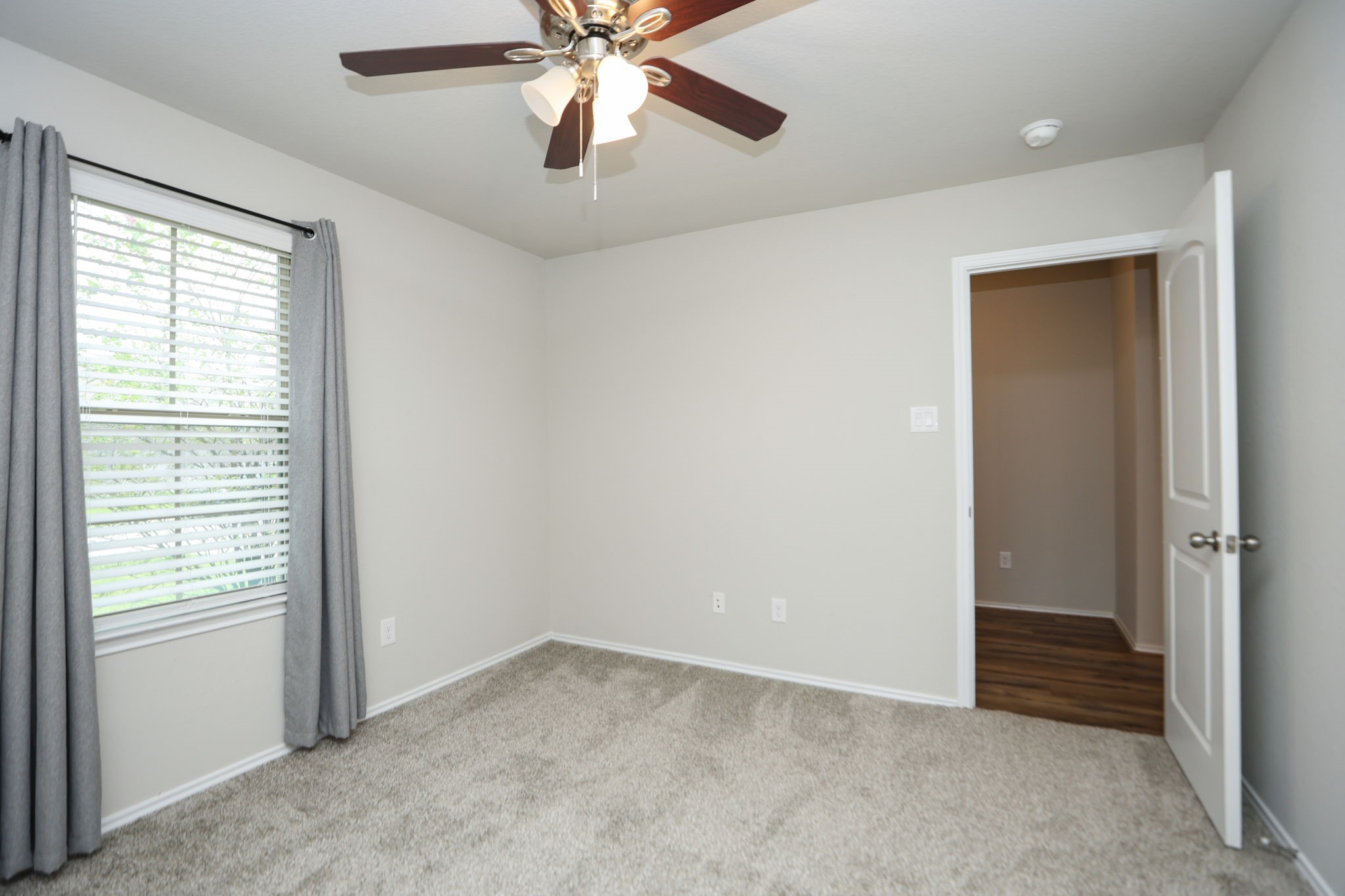 40430 Red Poppy Lane Property Photo 6