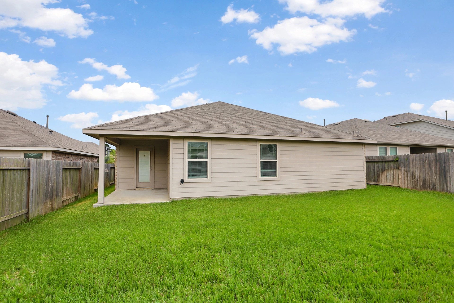 40430 Red Poppy Lane Property Photo 28