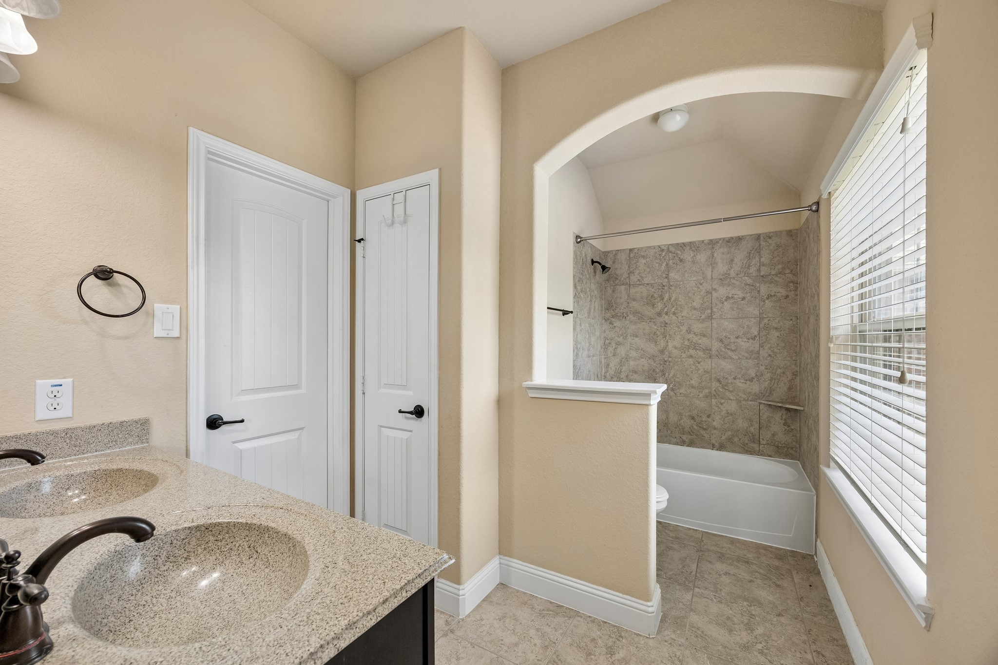 27903 Hunters Rock Lane Property Photo 29