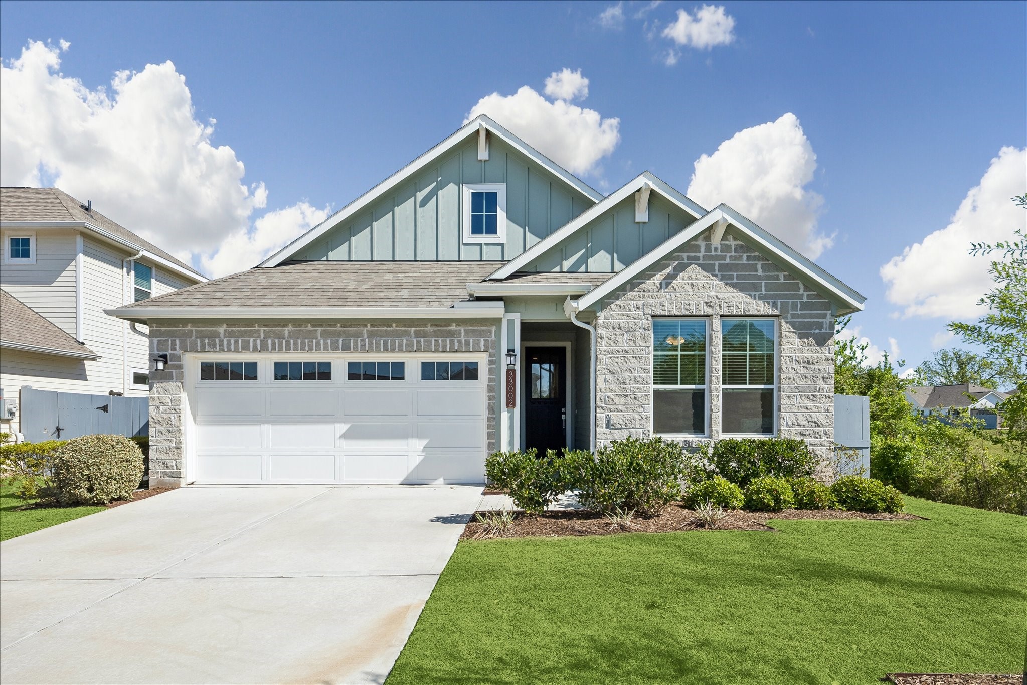 33002 Carolyns Perfection Loop Property Photo 1
