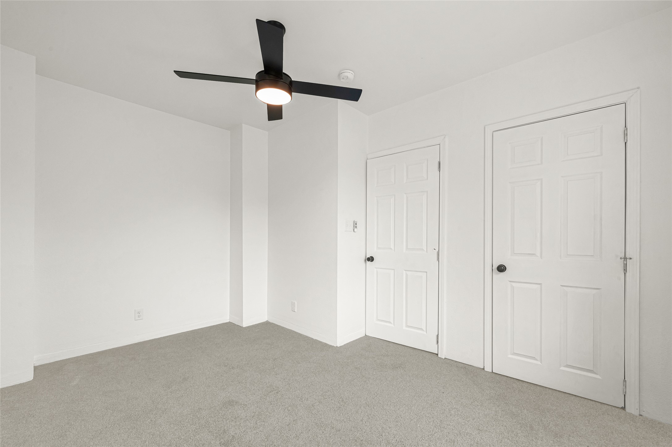 507 E 3rd Street Property Photo 25