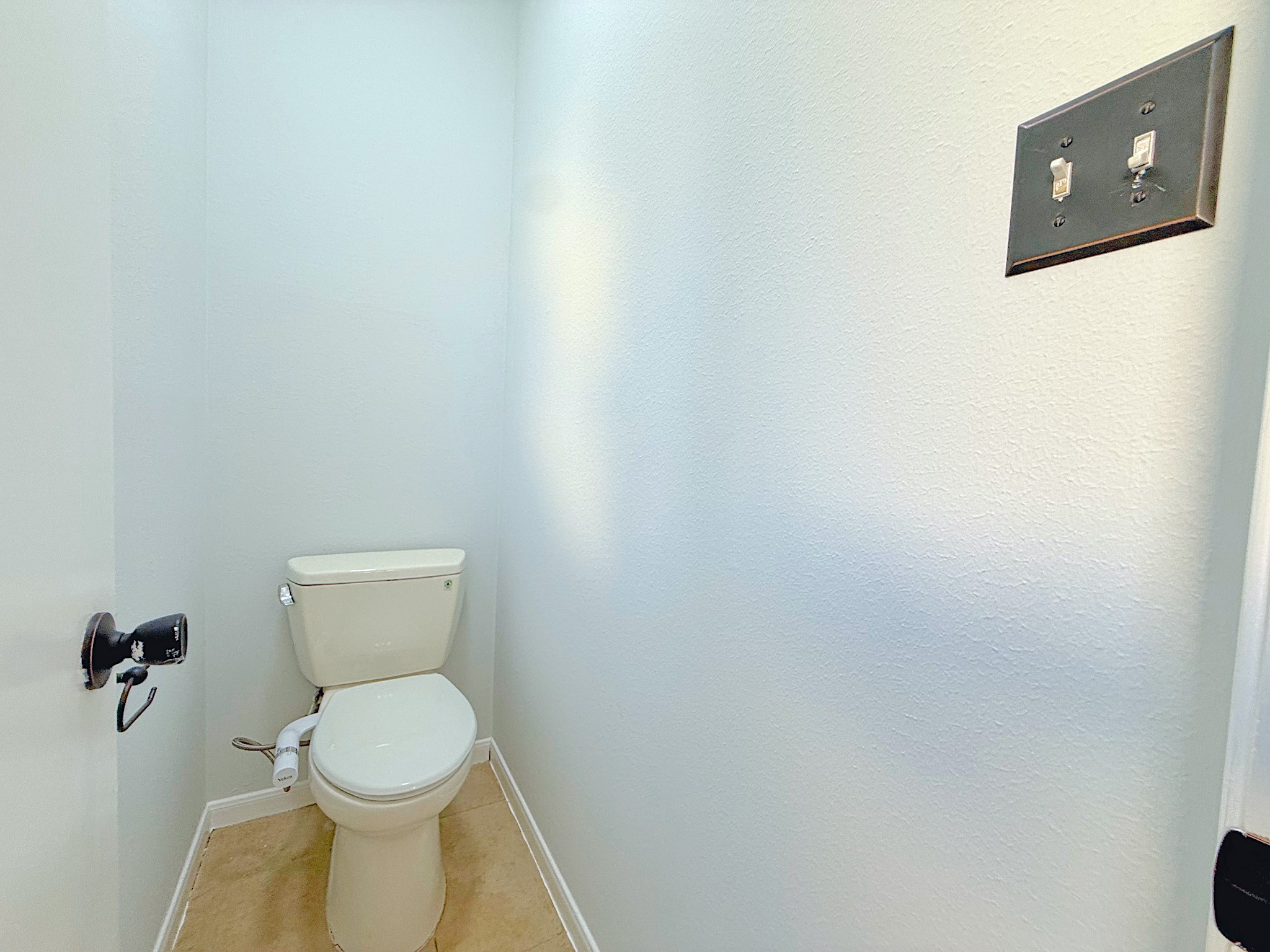 2210 Redcliff Drive Property Photo 21