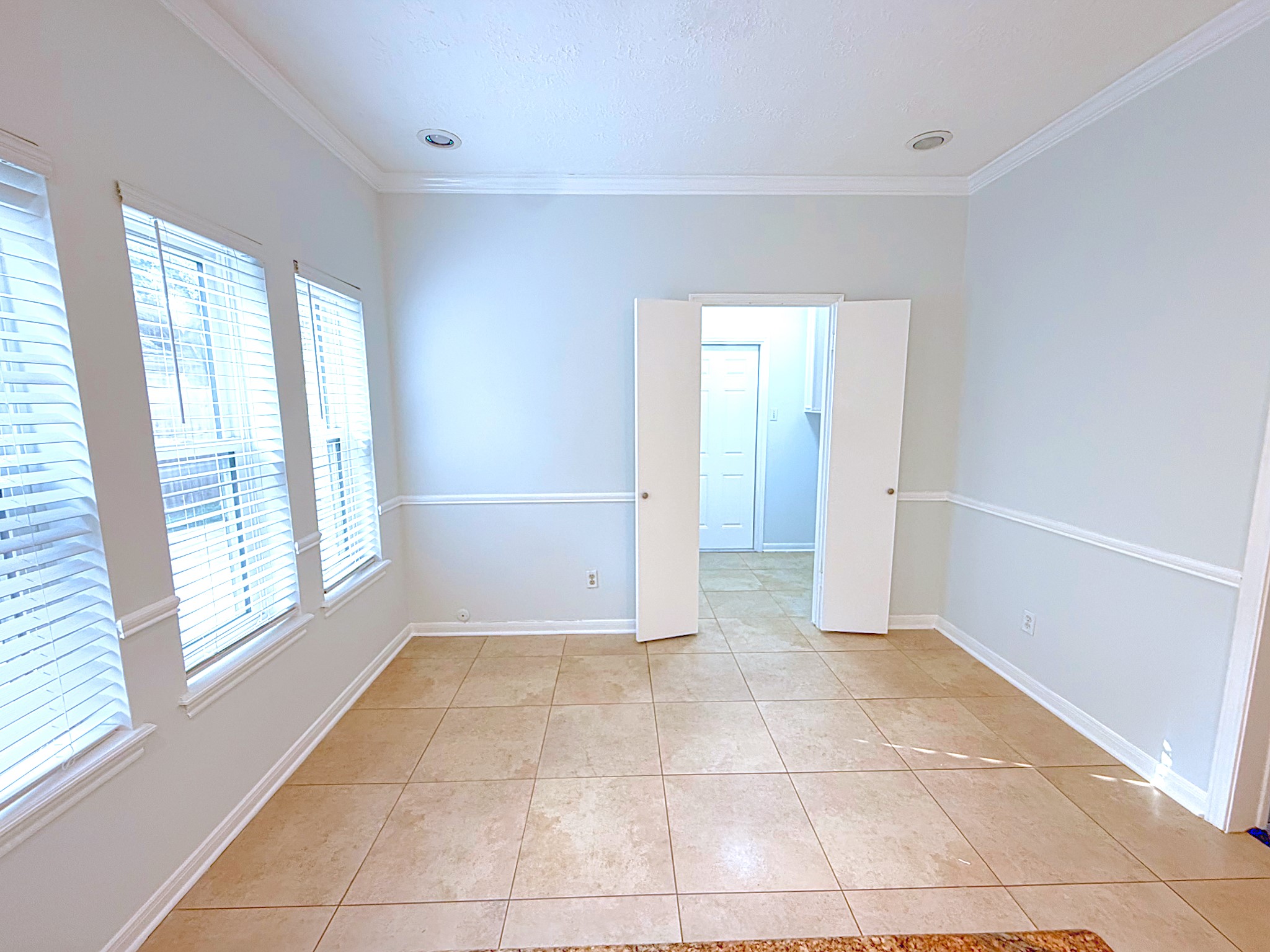 2210 Redcliff Drive Property Photo 22