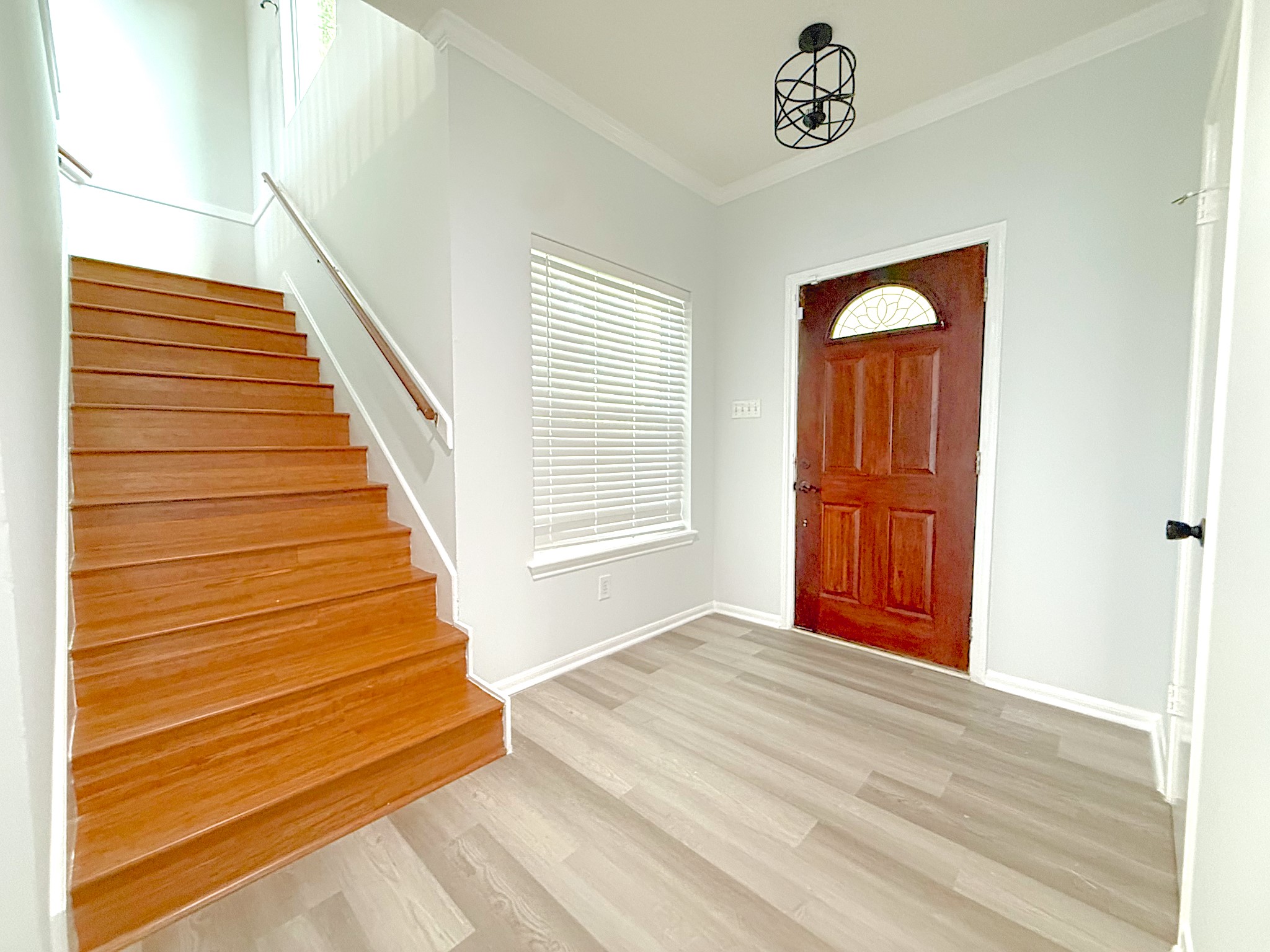 2210 Redcliff Drive Property Photo 24