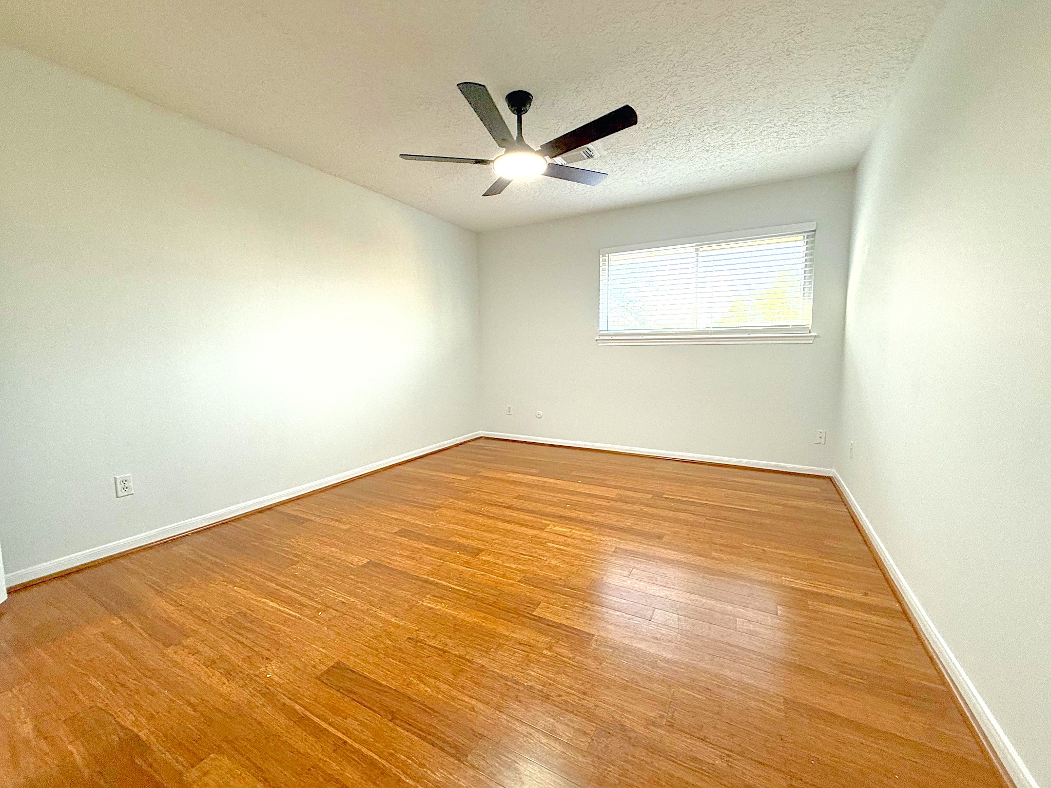 2210 Redcliff Drive Property Photo 38