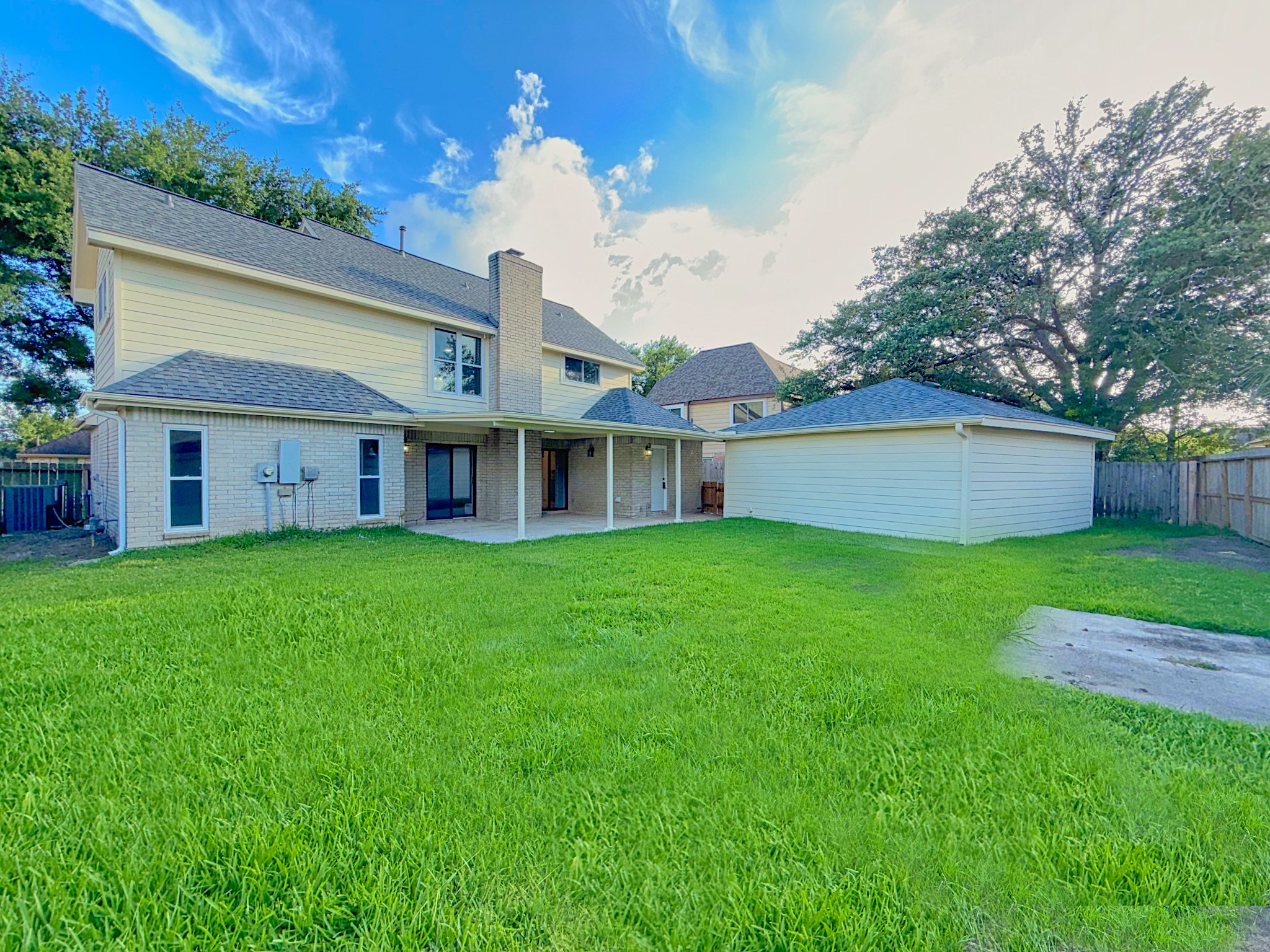 2210 Redcliff Drive Property Photo 43