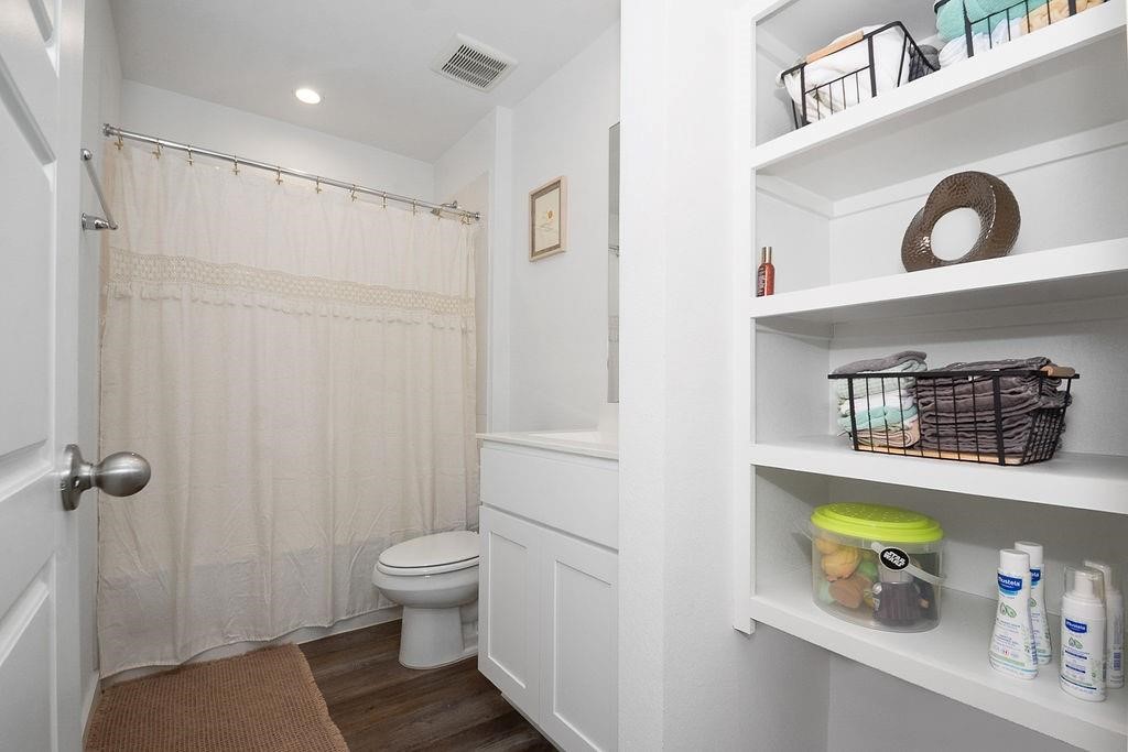 8938 Colicroot Drive Property Photo 16