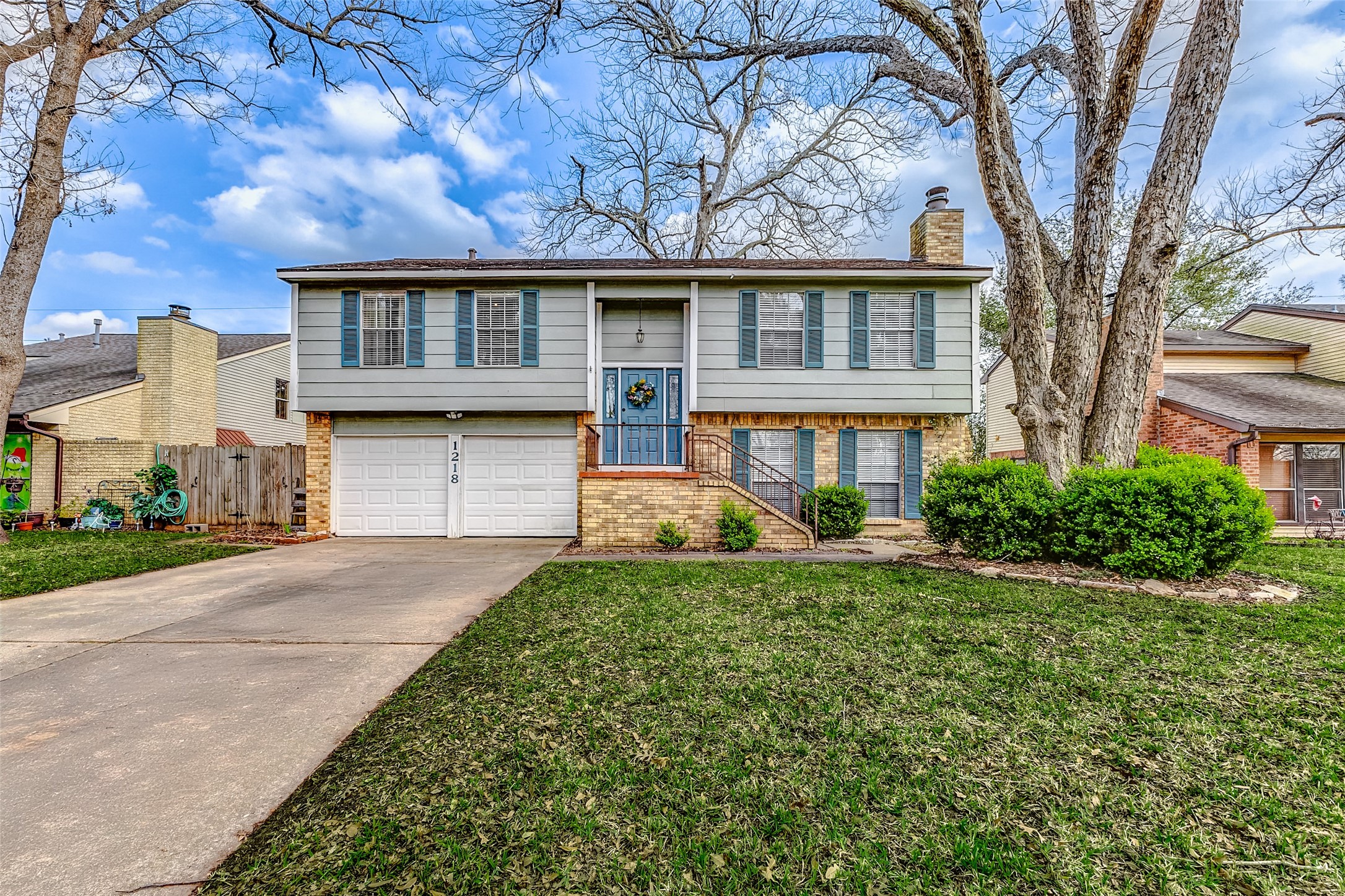 1218 Briarmead Drive Property Photo 1